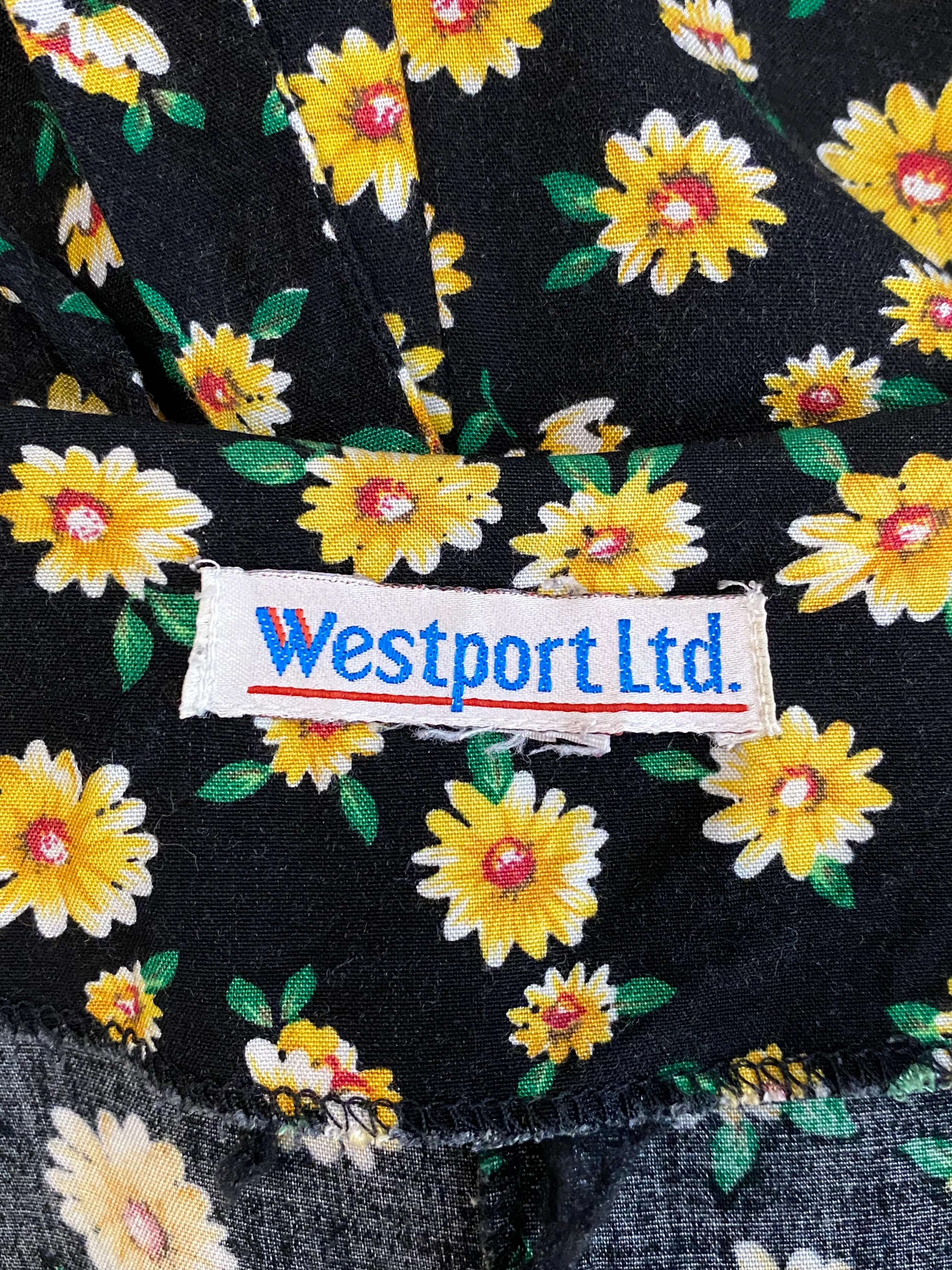 90s Daisy Print Black Lt Wt Rayon Romper With Lacing By Westport Ltd - Image 13