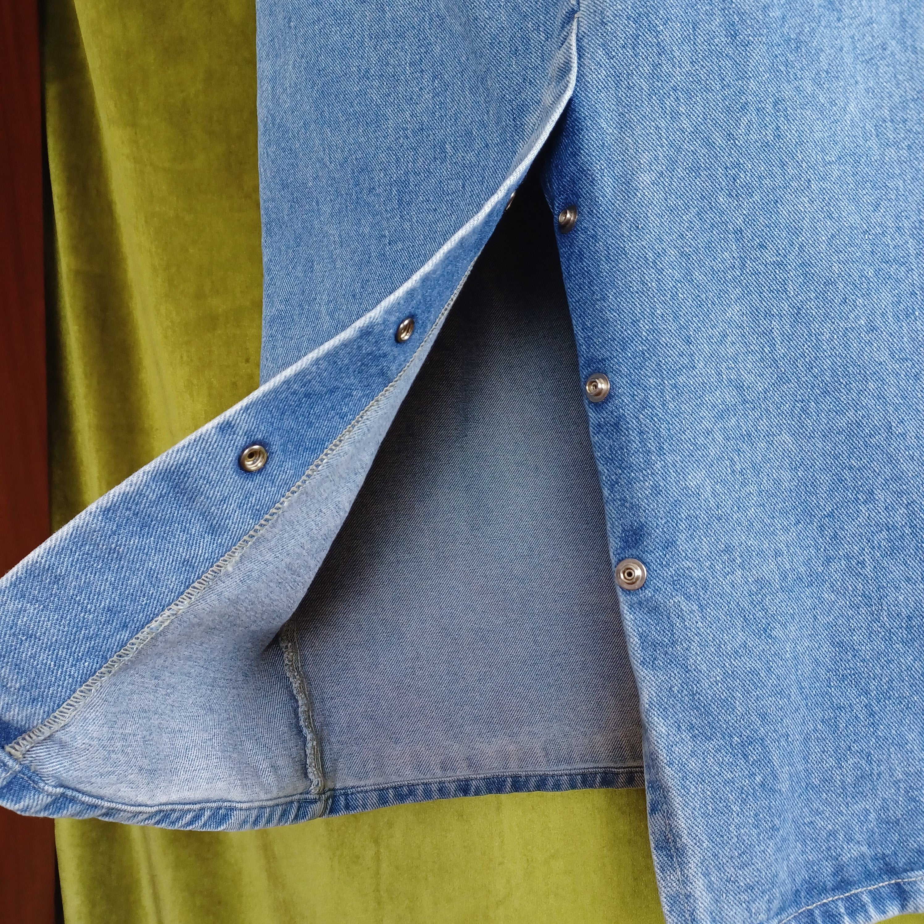 90s Denim Midi Skirt With Back Snaps By St. John's Bay - Image 3