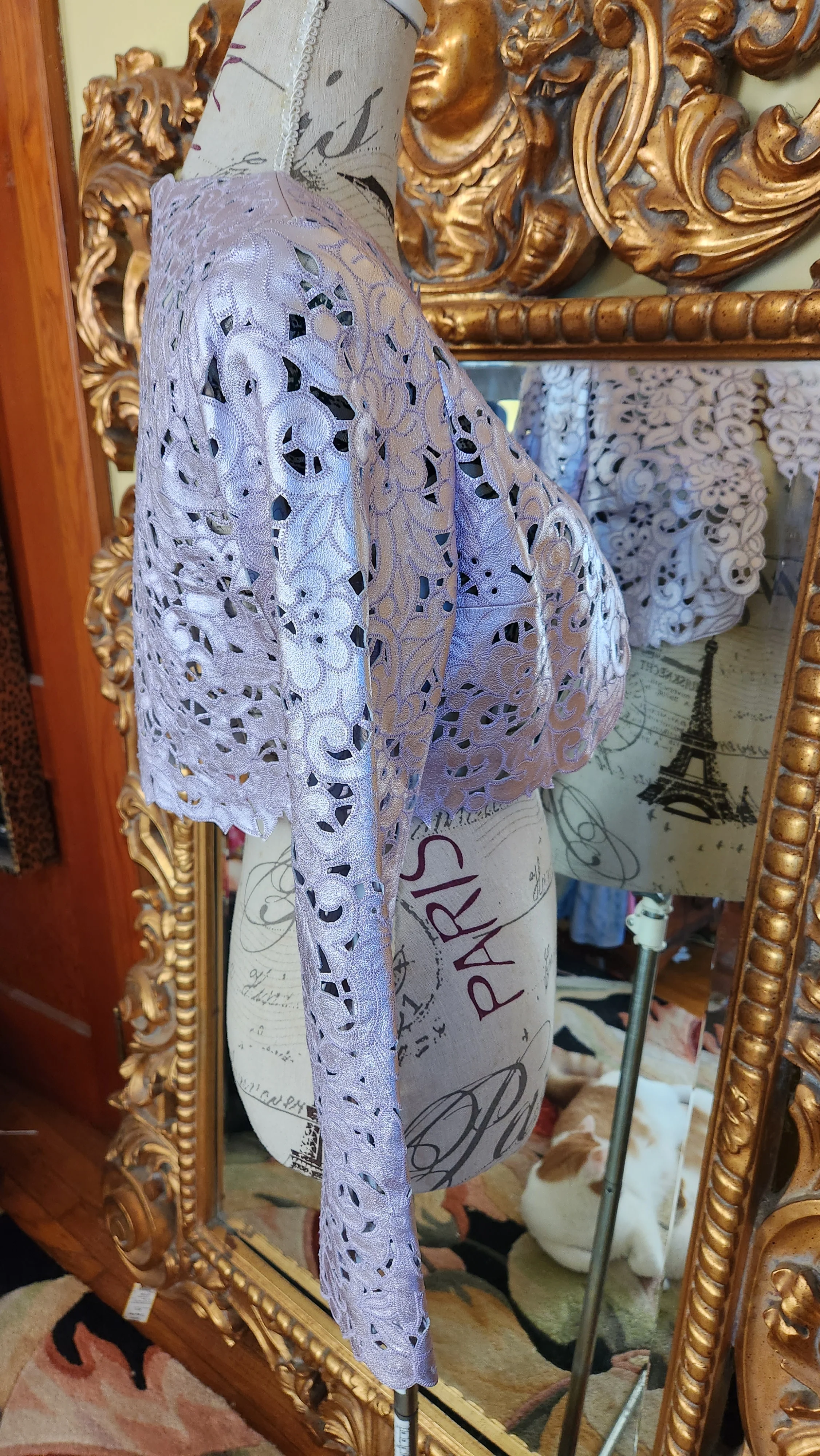 90s Designer Pearlized Leather Cutout Bolero Jacket By Oscar de la Renta - Image 4