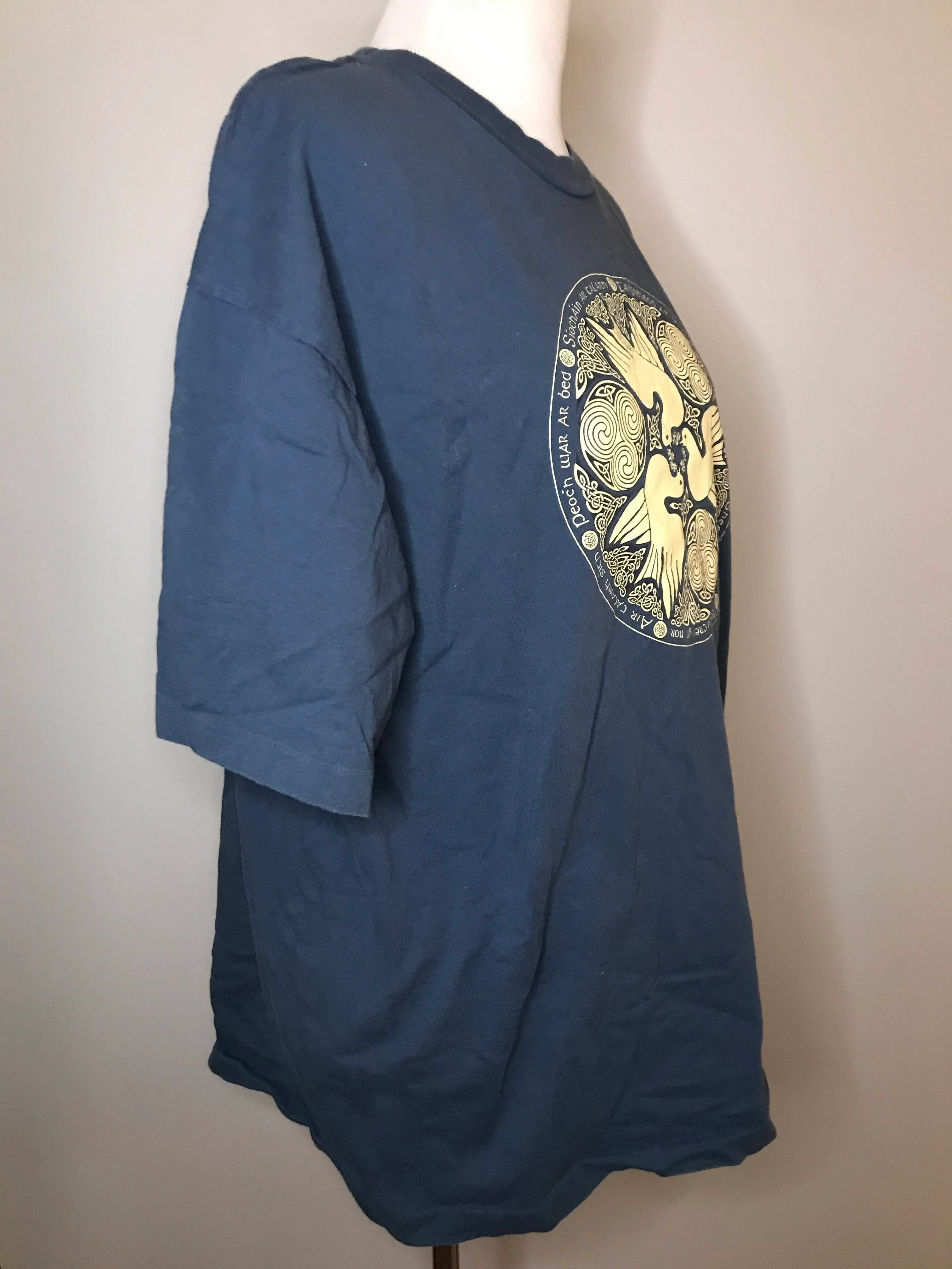 90s Dove Celtic Knot Irish Souvenir Crew Neck T-shirt By Keltic Design - Image 4