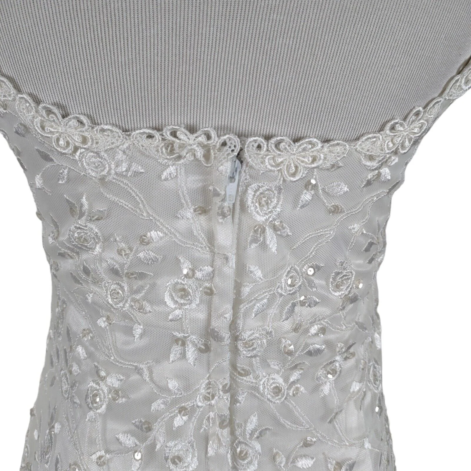 90s Empire Waist Sequin Lace Cap Sleeve Wedding Dress by Jessica Mcclintock - Image 6