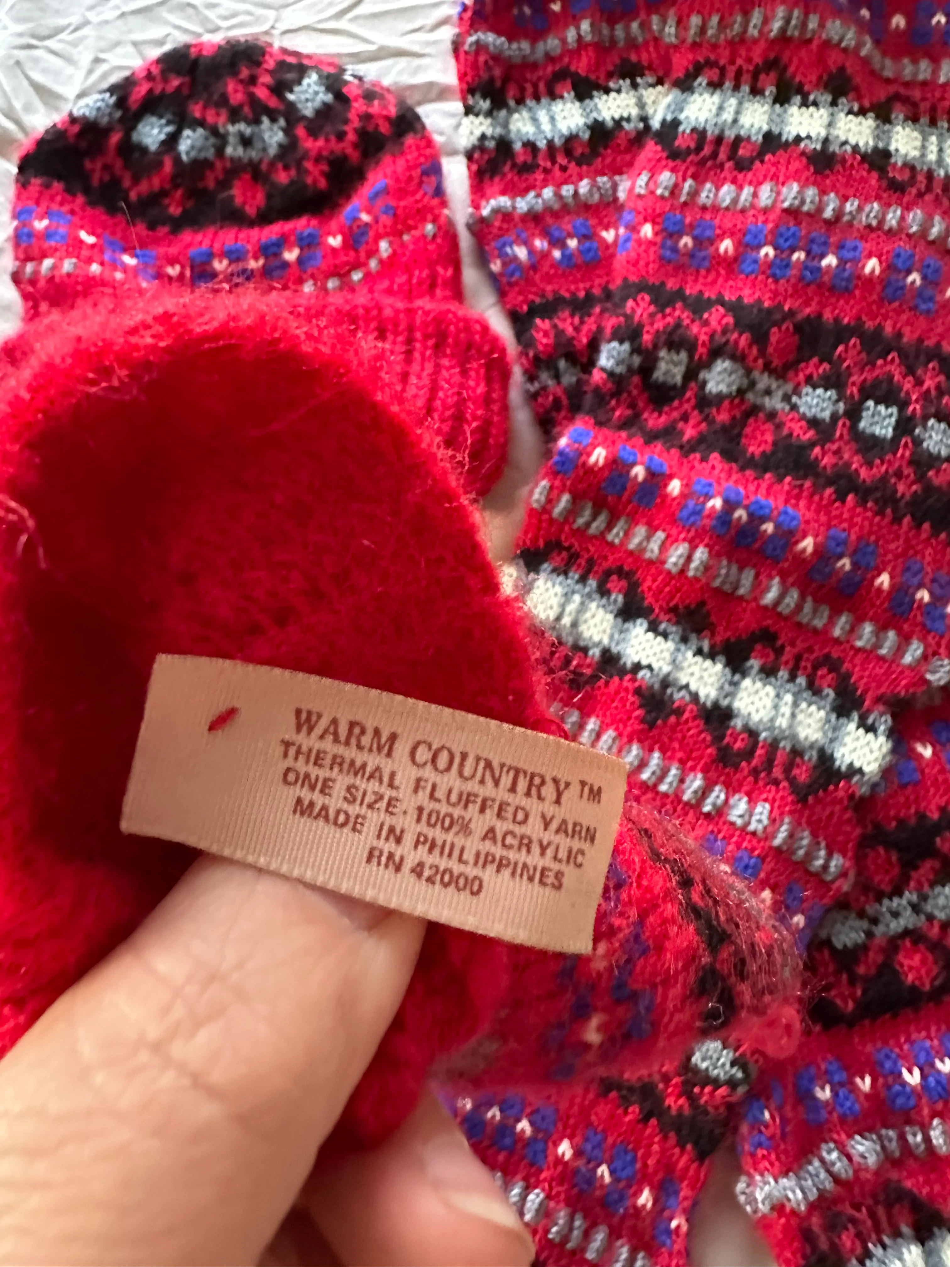 90s Fair Isle Hat Scarf And Gloves Set By Warm Country - Image 3