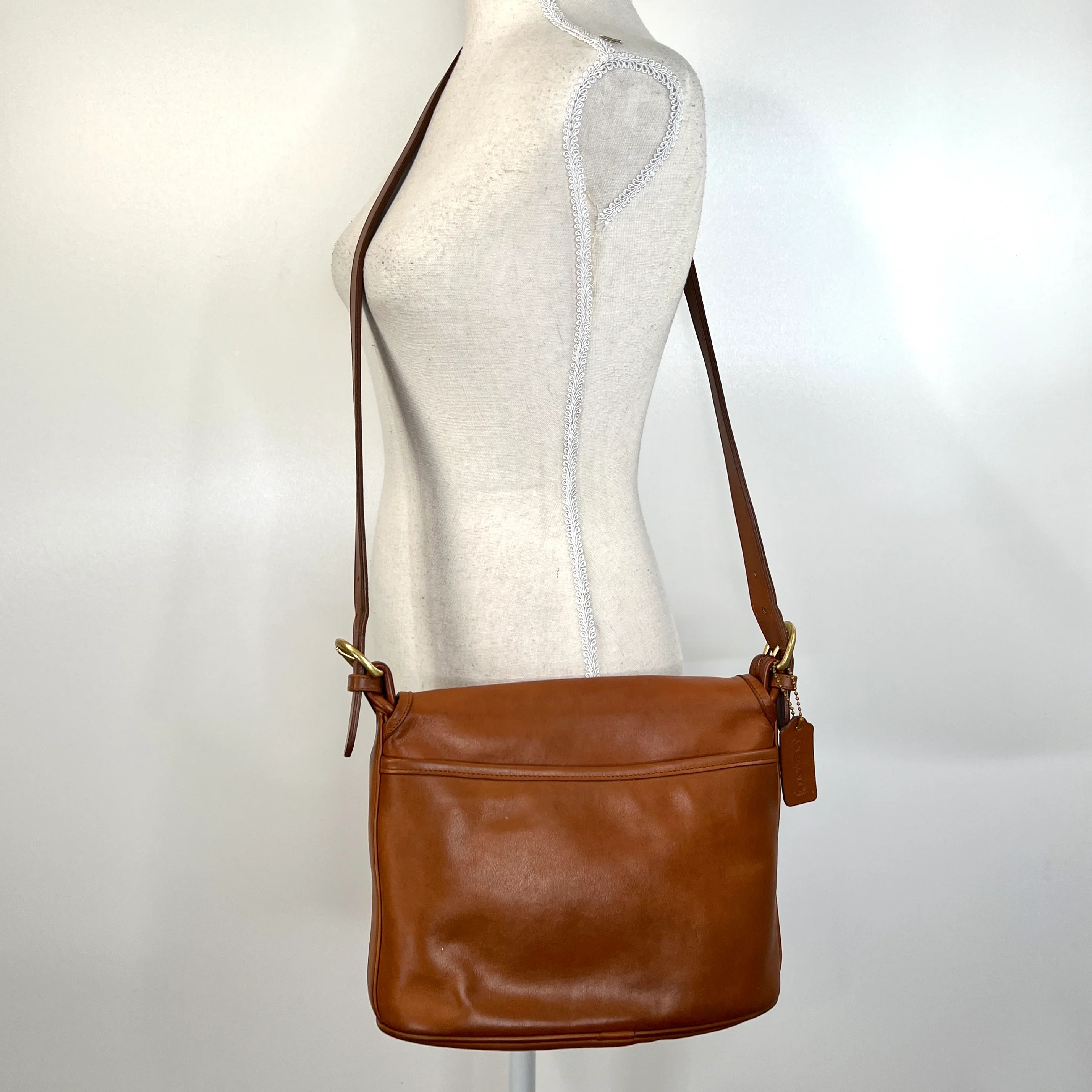 90s Fletcher Crossbody #4150 Leather Bag British Tan By Coach - Image 11