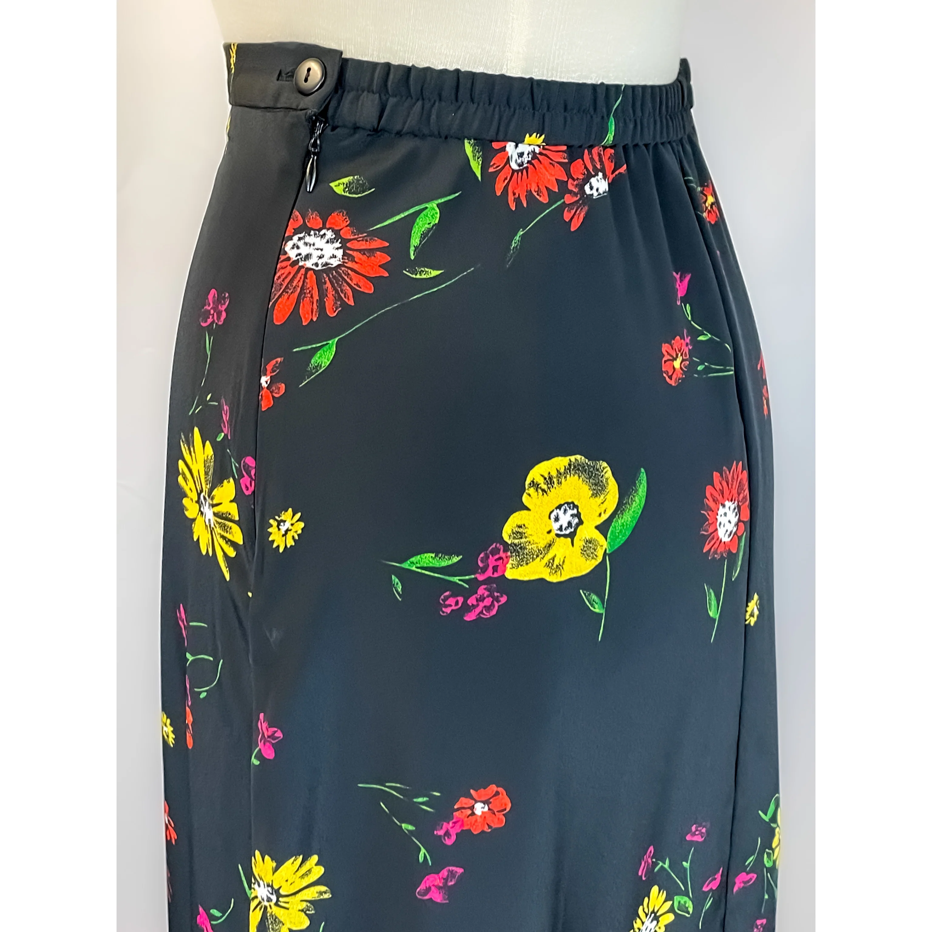 90s Floral Print A-line Midi Length Skirt By Requirements - Image 3