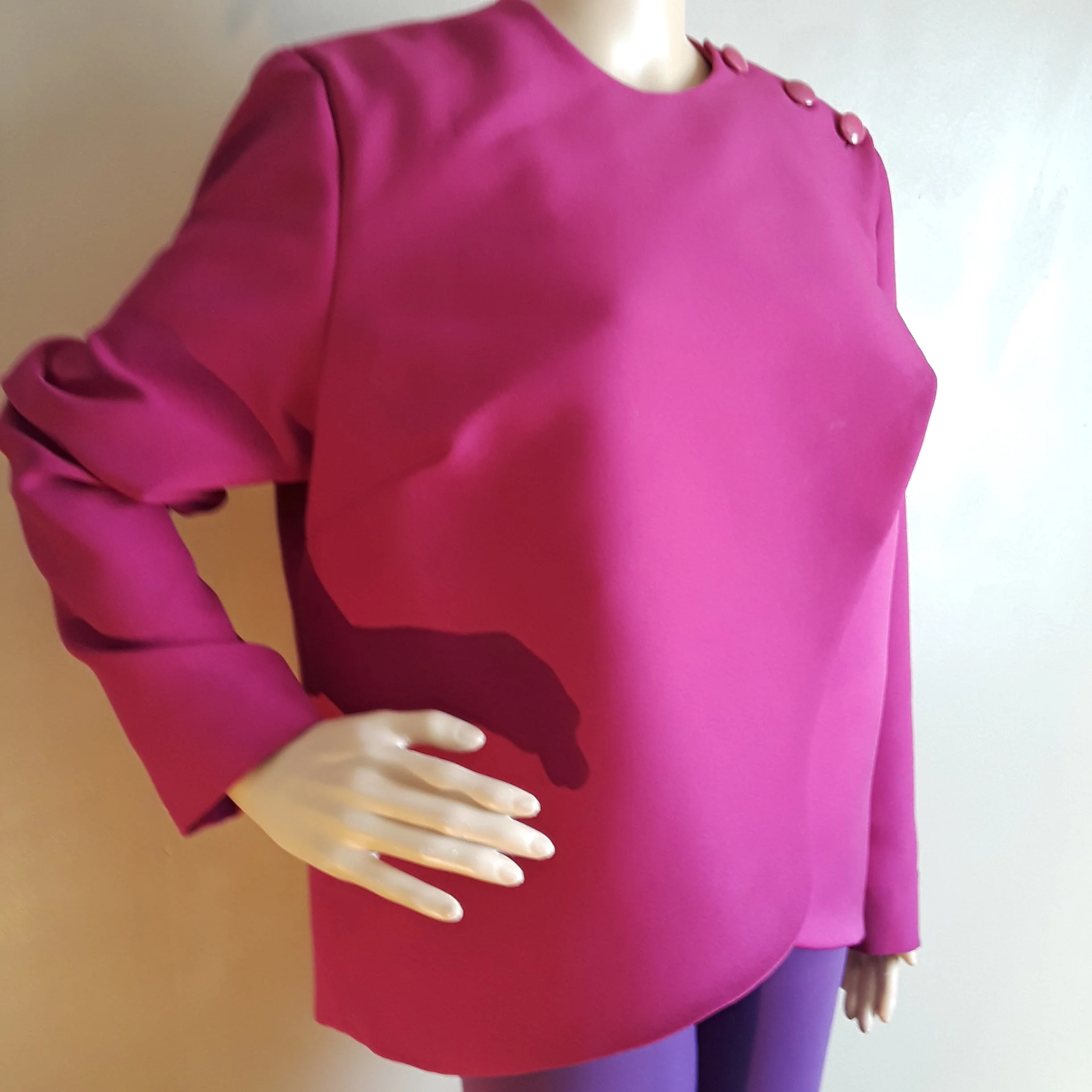 90's Tulip Front Fuchsia Blouse - Image 4