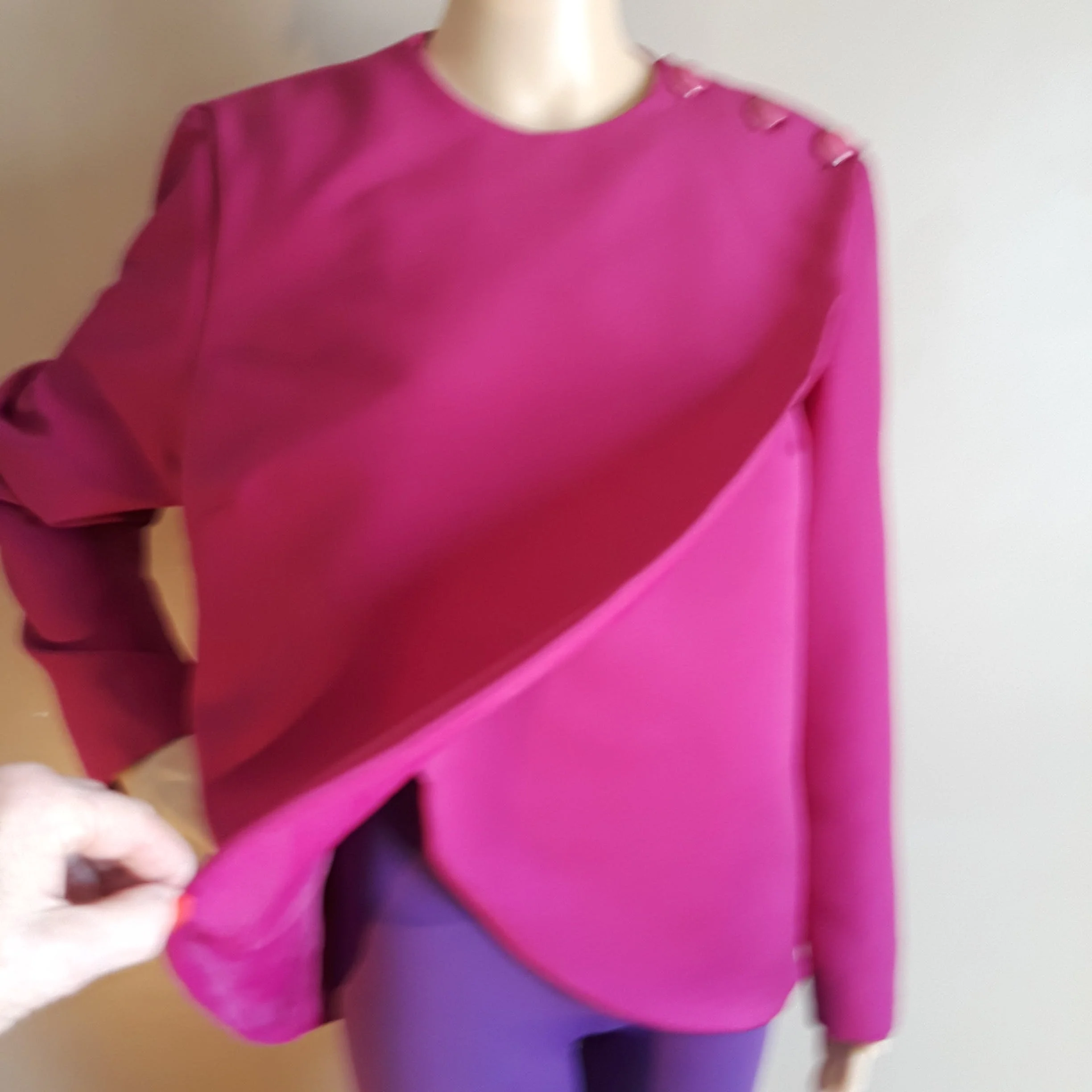 90's Tulip Front Fuchsia Blouse - Image 5