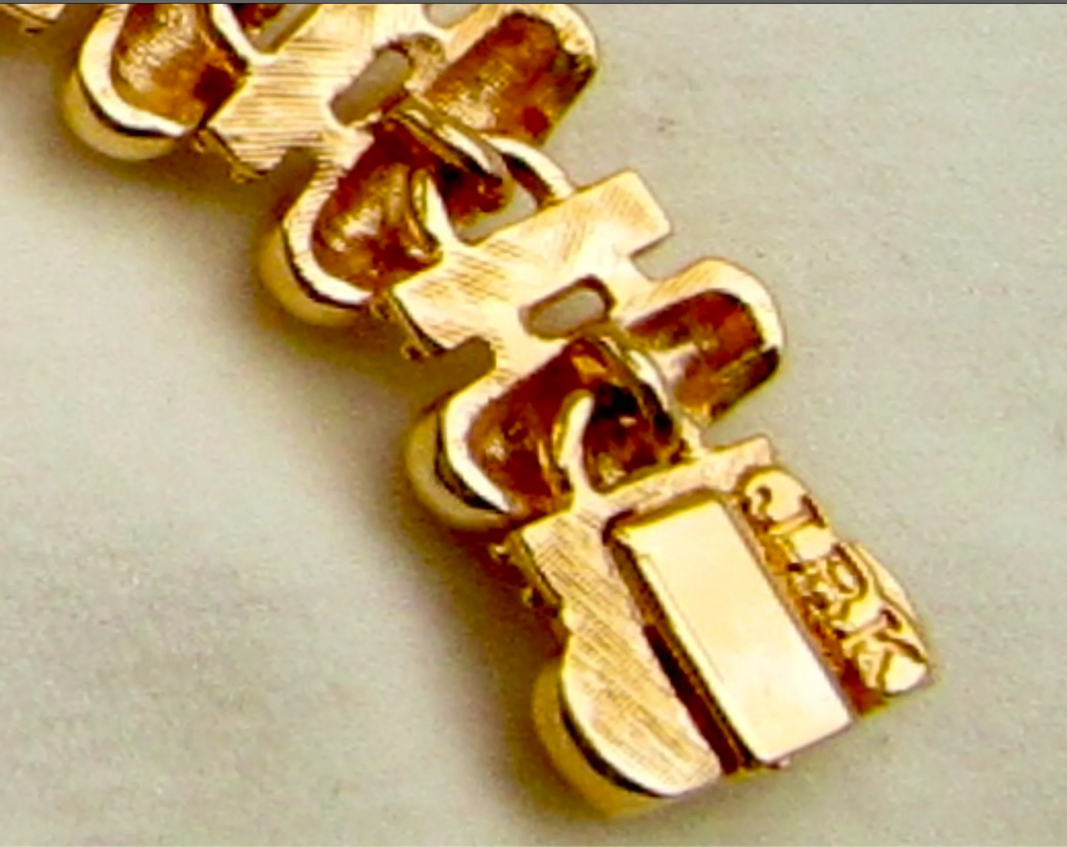 90s Gold Repro Jackie Kennedy Bracelet 60s Style By Jbk / Camrose & Kross - Image 3