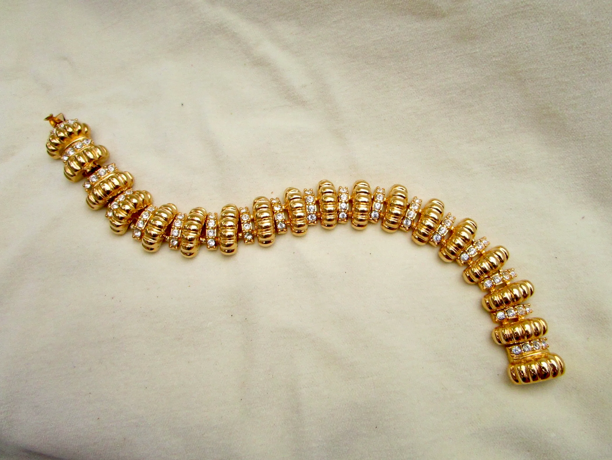 90s Gold Repro Jackie Kennedy Bracelet 60s Style By Jbk / Camrose & Kross - Image 5