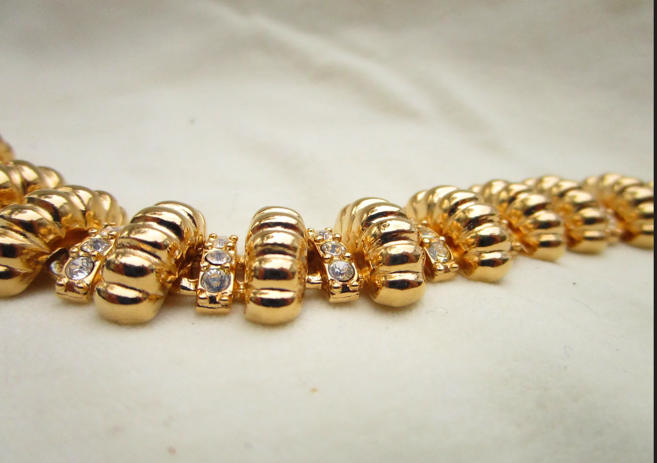 90s Gold Repro Jackie Kennedy Bracelet 60s Style By Jbk / Camrose & Kross - Image 7