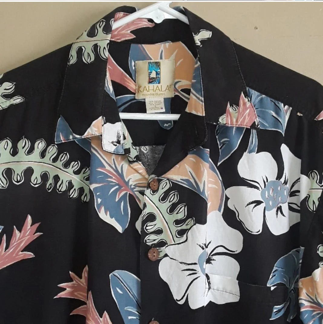 90's Hawaiian Island Local Fauna Shirt by Kahala - Image 4