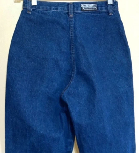 90s High Waisted Jeans Lots Of Detail On Waistline By Rocky Mountain Clothing Co - Image 5