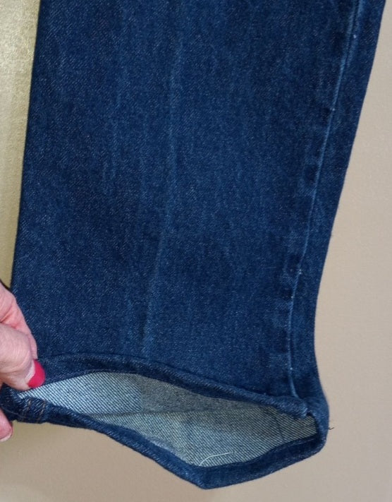 90s High Waisted Jeans Lots Of Detail On Waistline By Rocky Mountain Clothing Co - Image 6