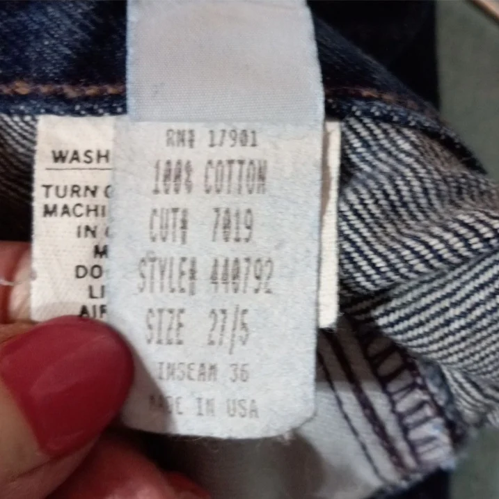 90s High Waisted Jeans Lots Of Detail On Waistline By Rocky Mountain Clothing Co - Image 9
