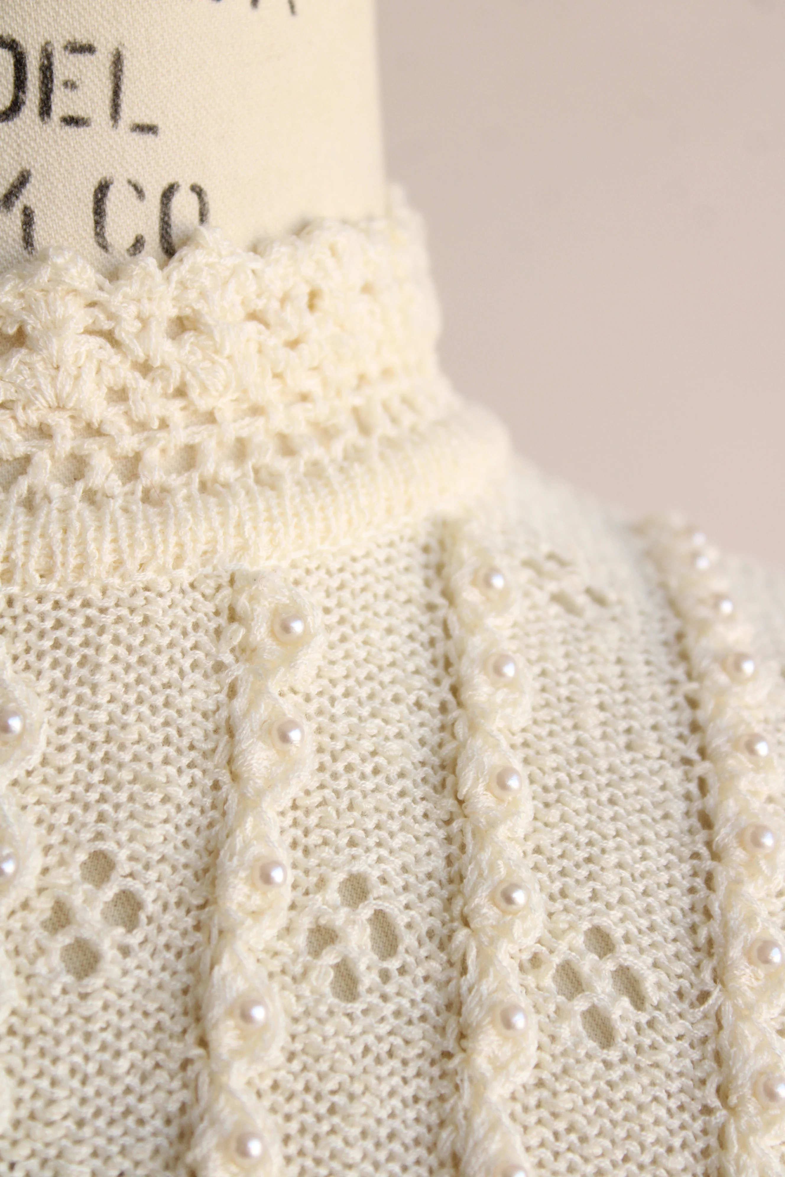 90s Ivory Mockneck Sweater With Keyhle Neckline By Mariea Kim - Image 6