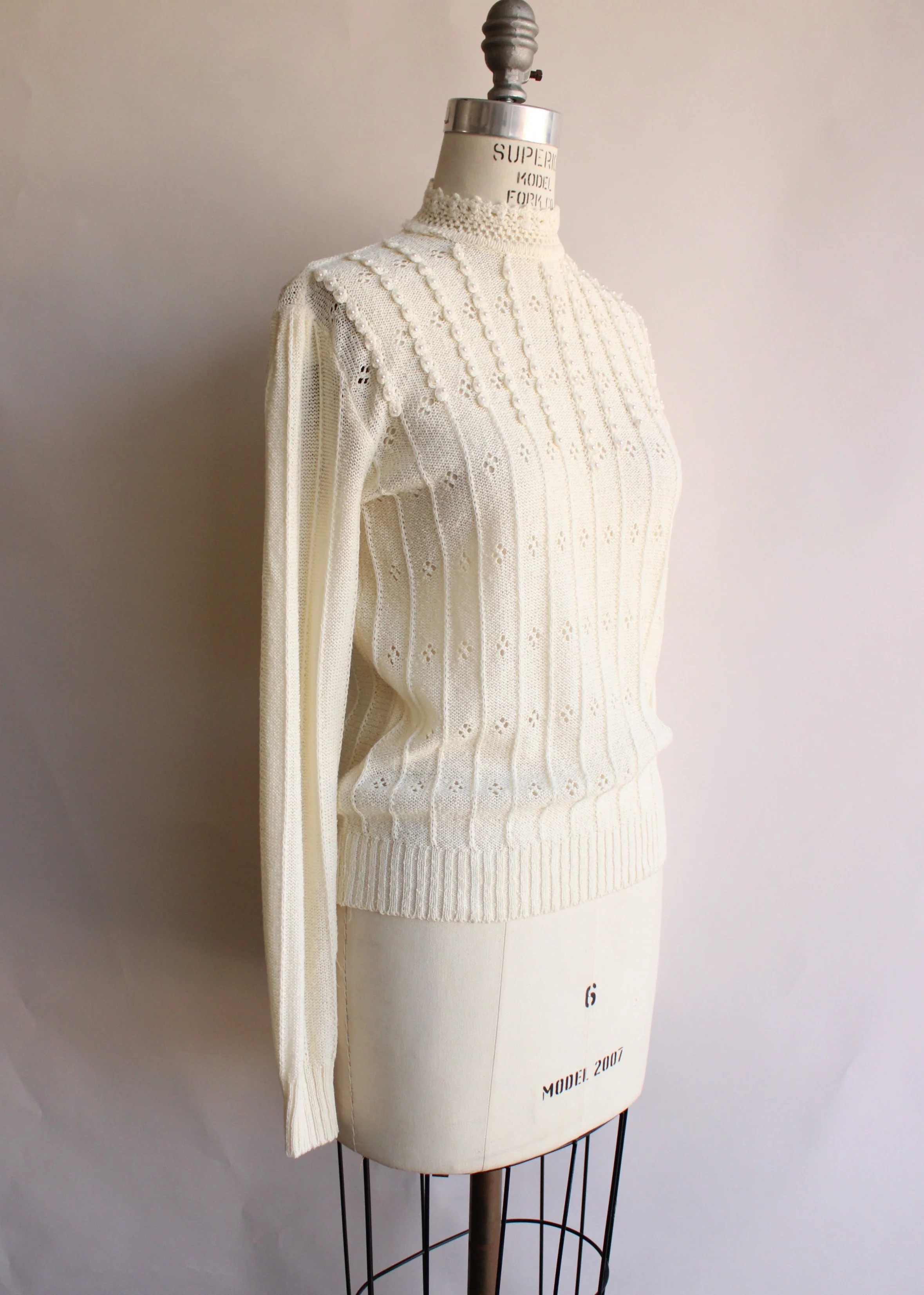 90s Ivory Mockneck Sweater With Keyhle Neckline By Mariea Kim - Image 8