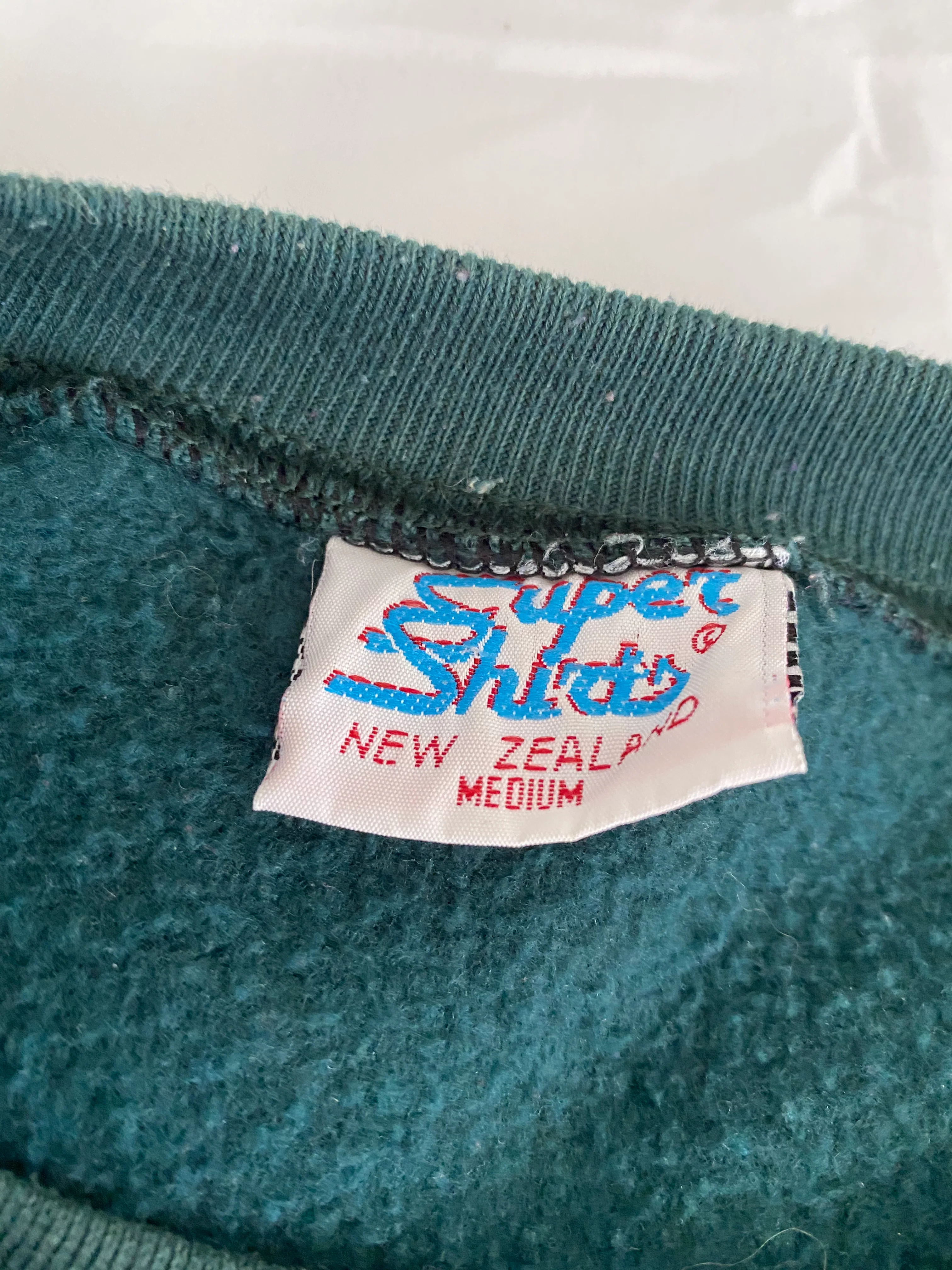 90s Mens Kiwi Country New Zealand Crewneck Sweatshirt By Super Shirts - Image 4