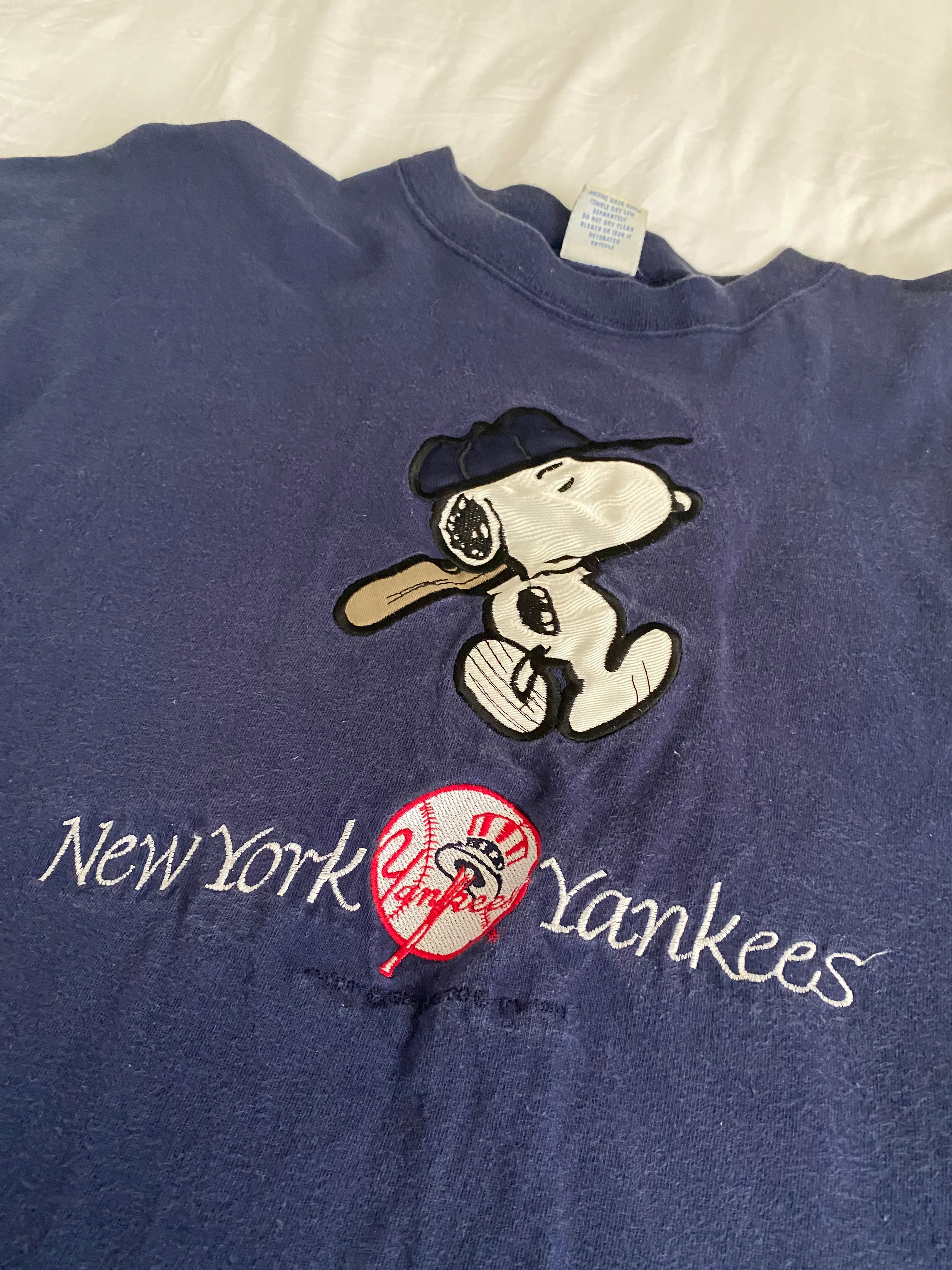 90s Mens New York Yankees Snoopy T-shirt By Ultimate Sports Wear - Image 3