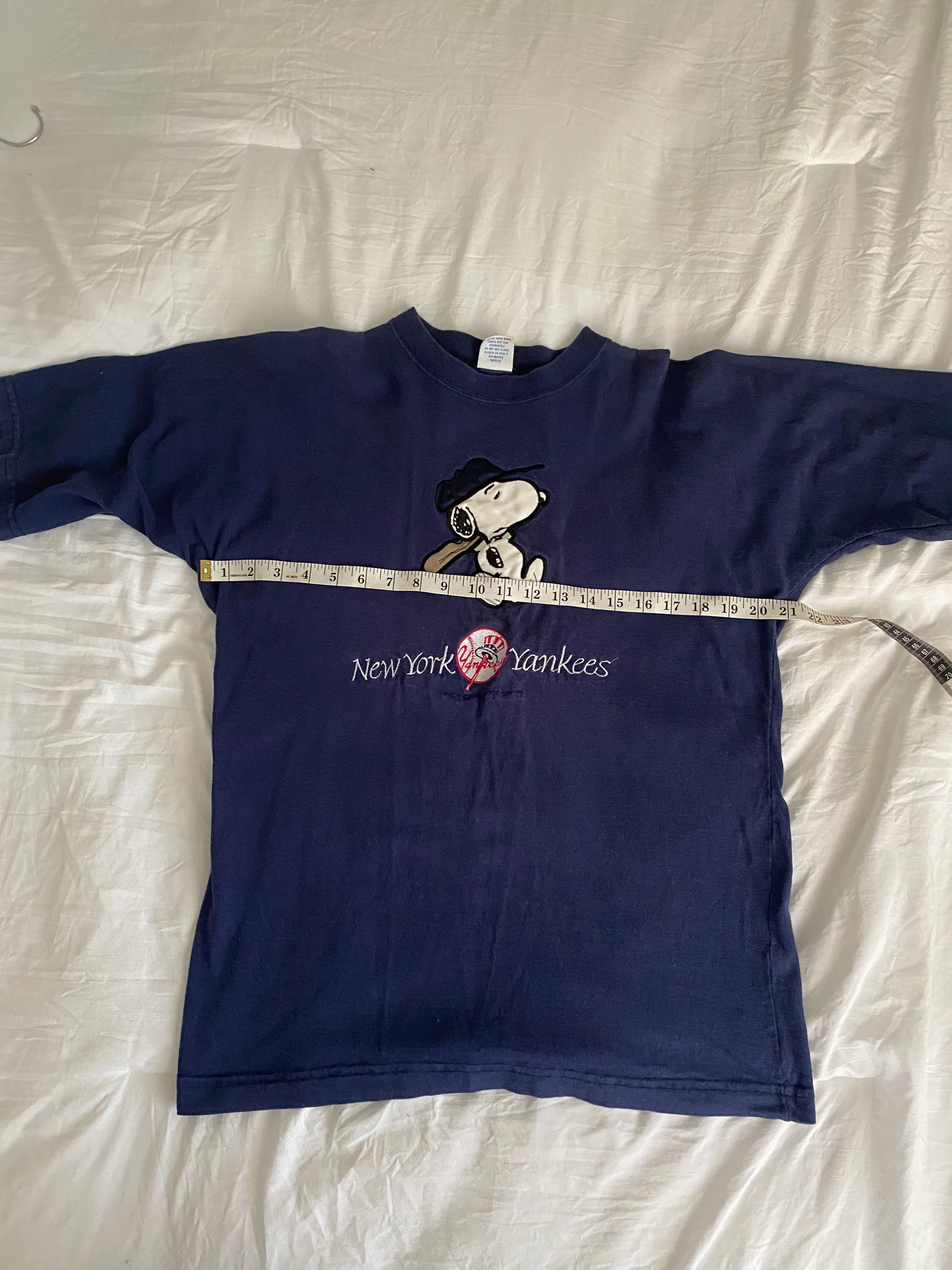 90s Mens New York Yankees Snoopy T-shirt By Ultimate Sports Wear - Image 5