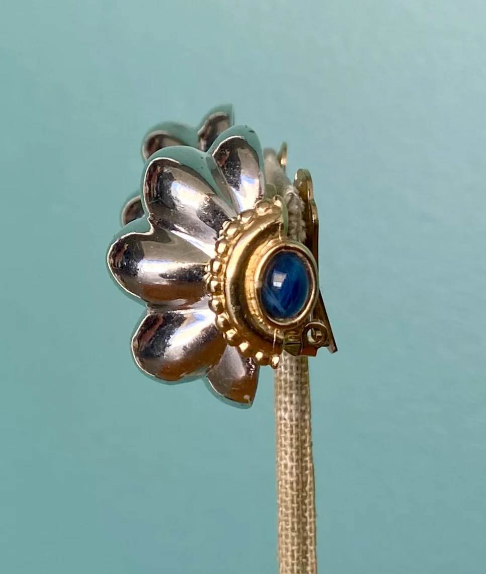 90s Mixed Metal Arch  Big Statement Earring - Image 6