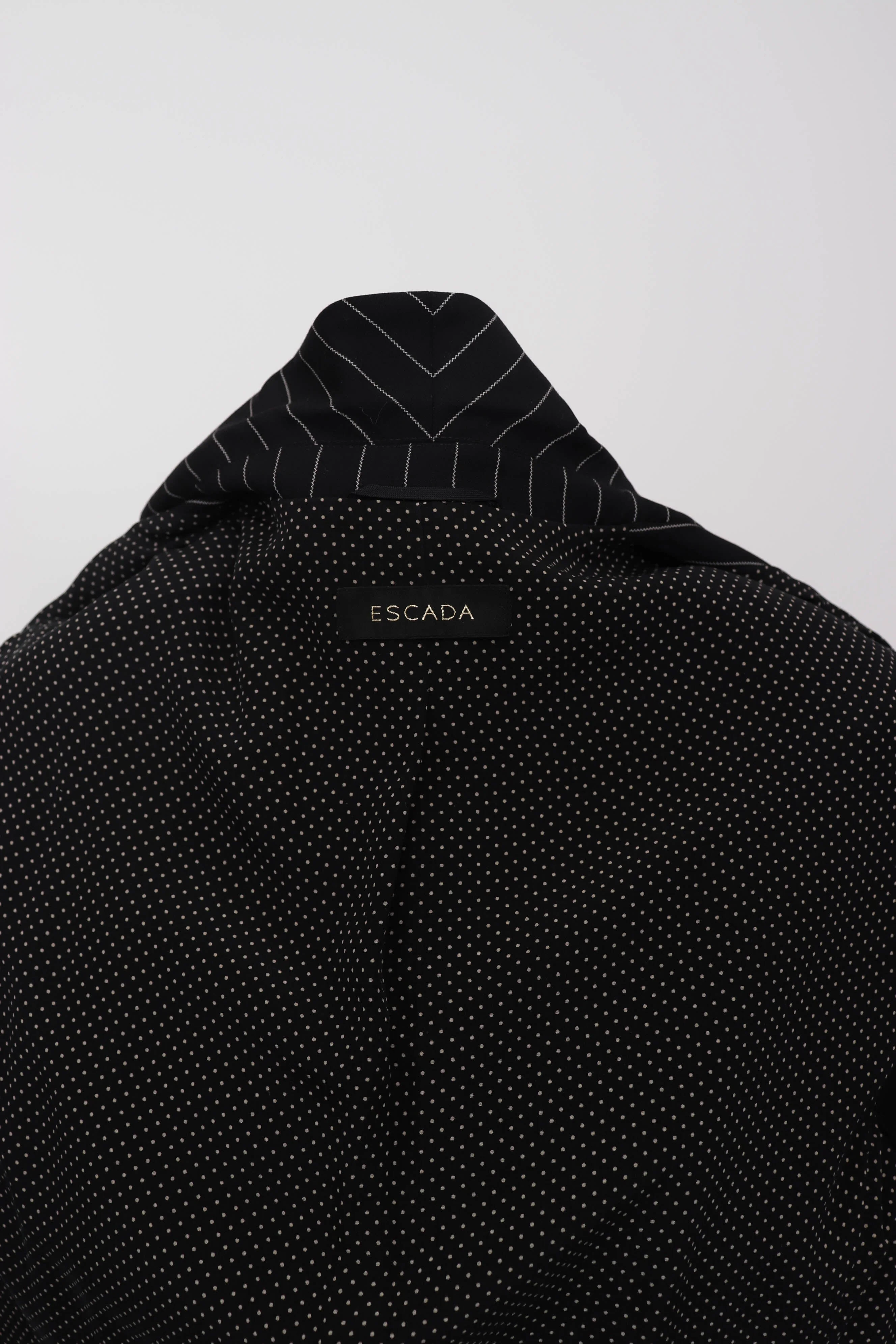 90s Navy Blue and White Pinstripe Wool Gabardine Blazer L/xl by Escada - Image 11