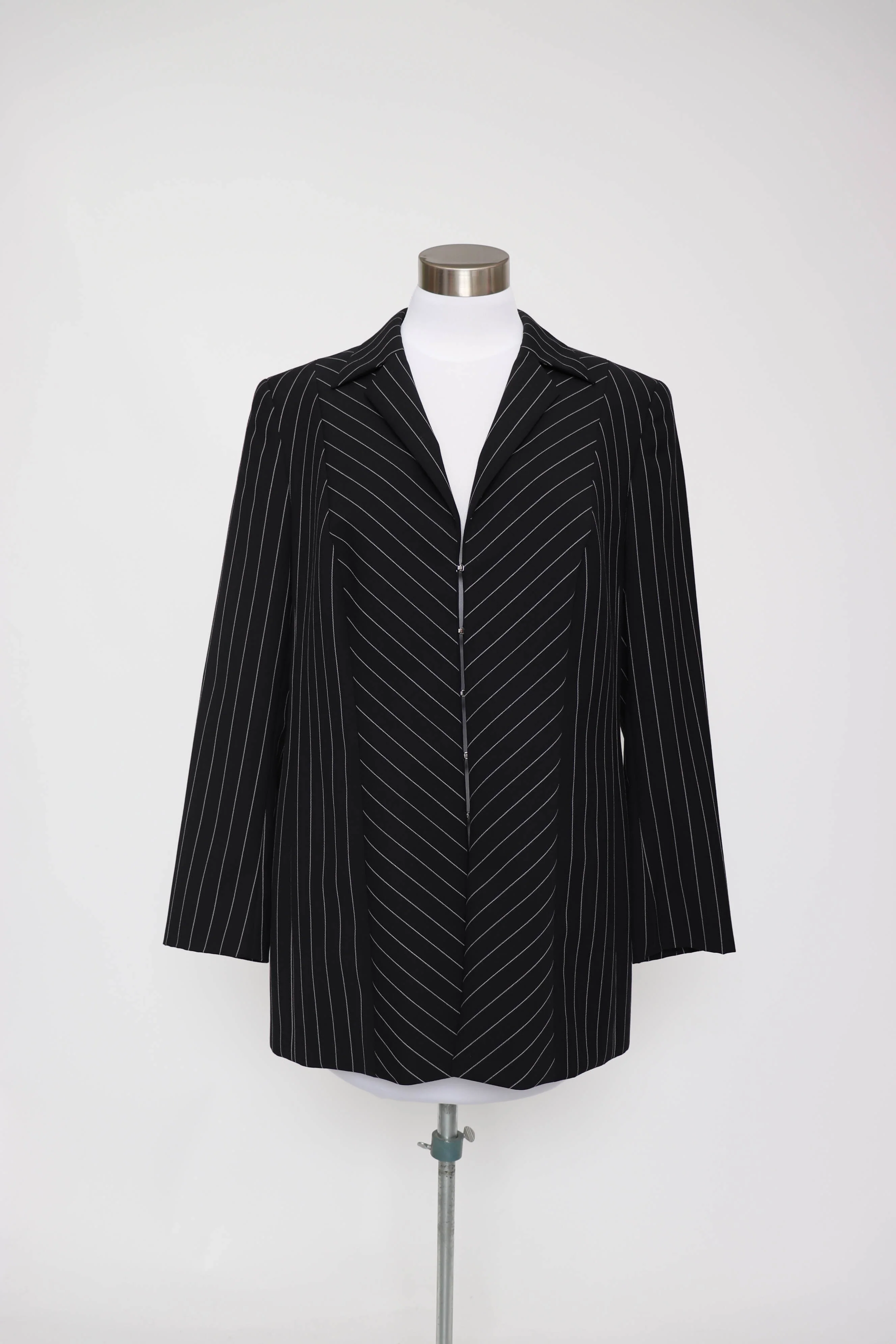 90s Navy Blue and White Pinstripe Wool Gabardine Blazer L/xl by Escada - Image 4
