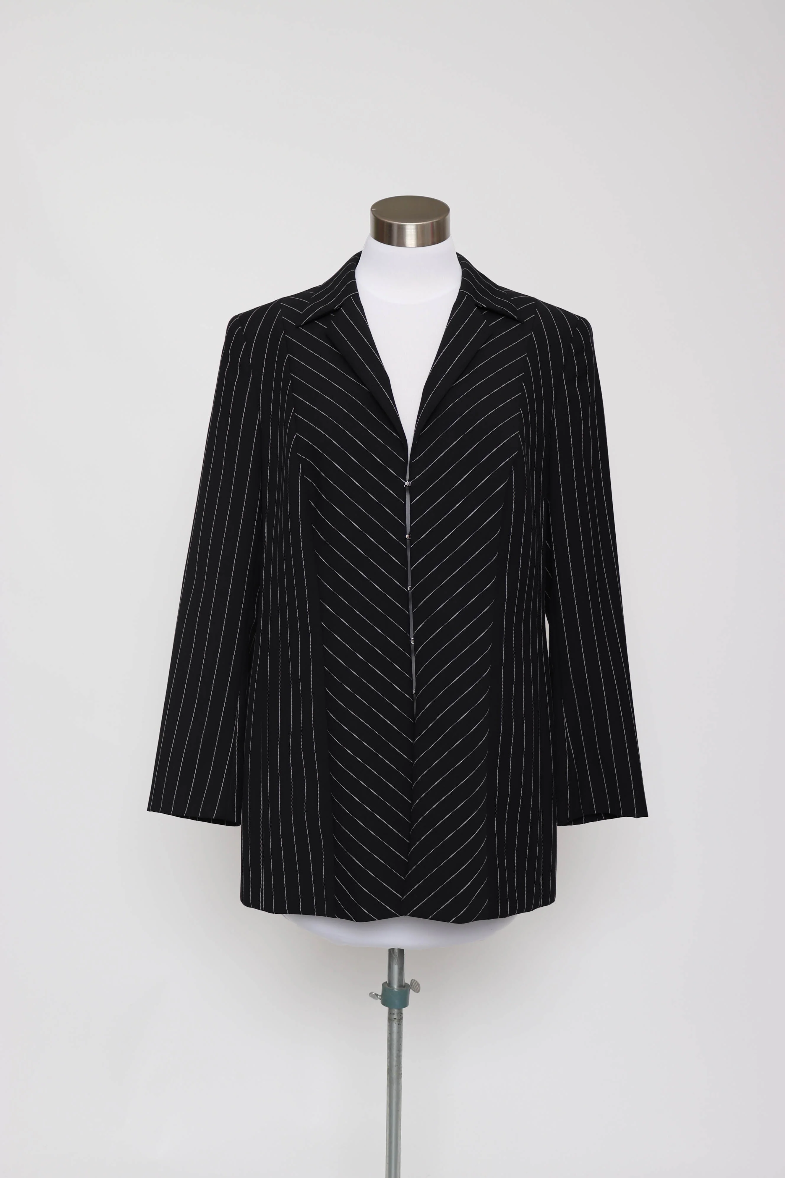 90s Navy Blue and White Pinstripe Wool Gabardine Blazer L/xl by Escada - Image 6