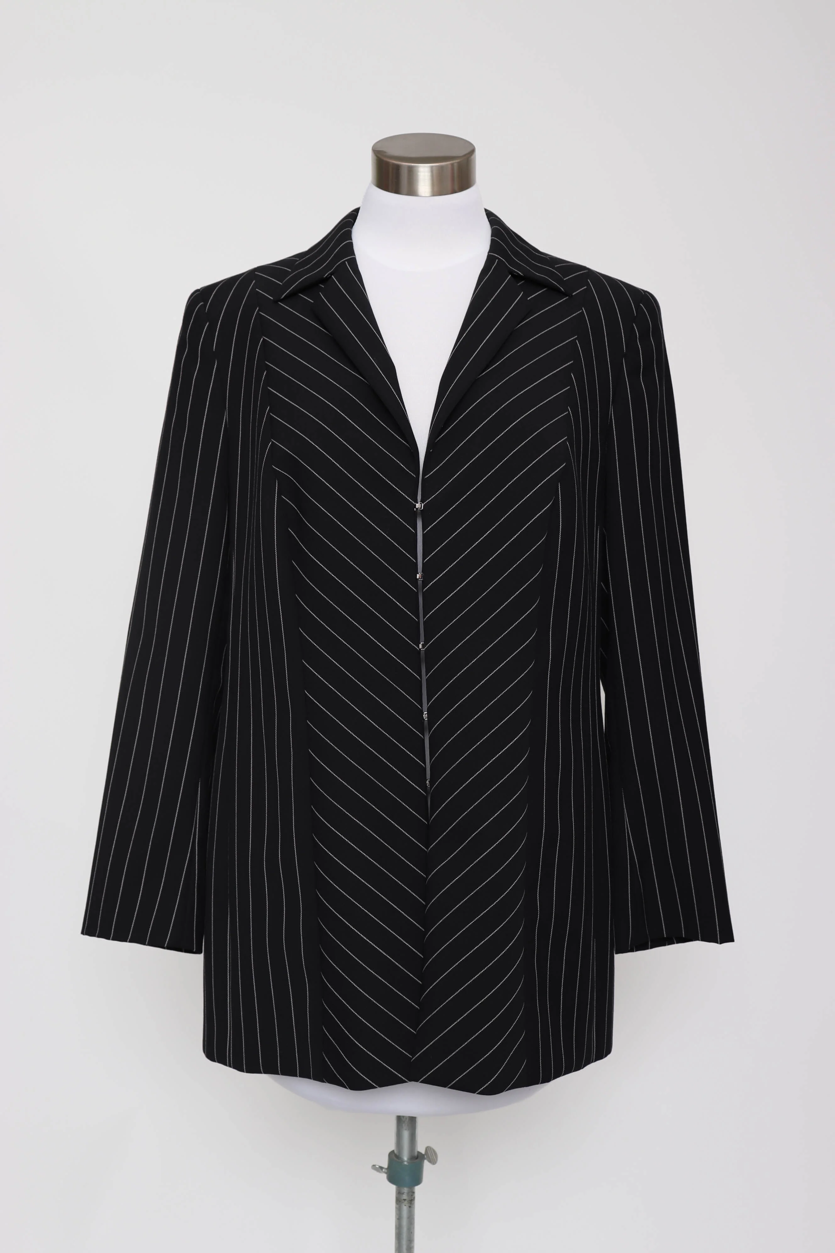 90s Navy Blue and White Pinstripe Wool Gabardine Blazer L/xl by Escada - Image 7