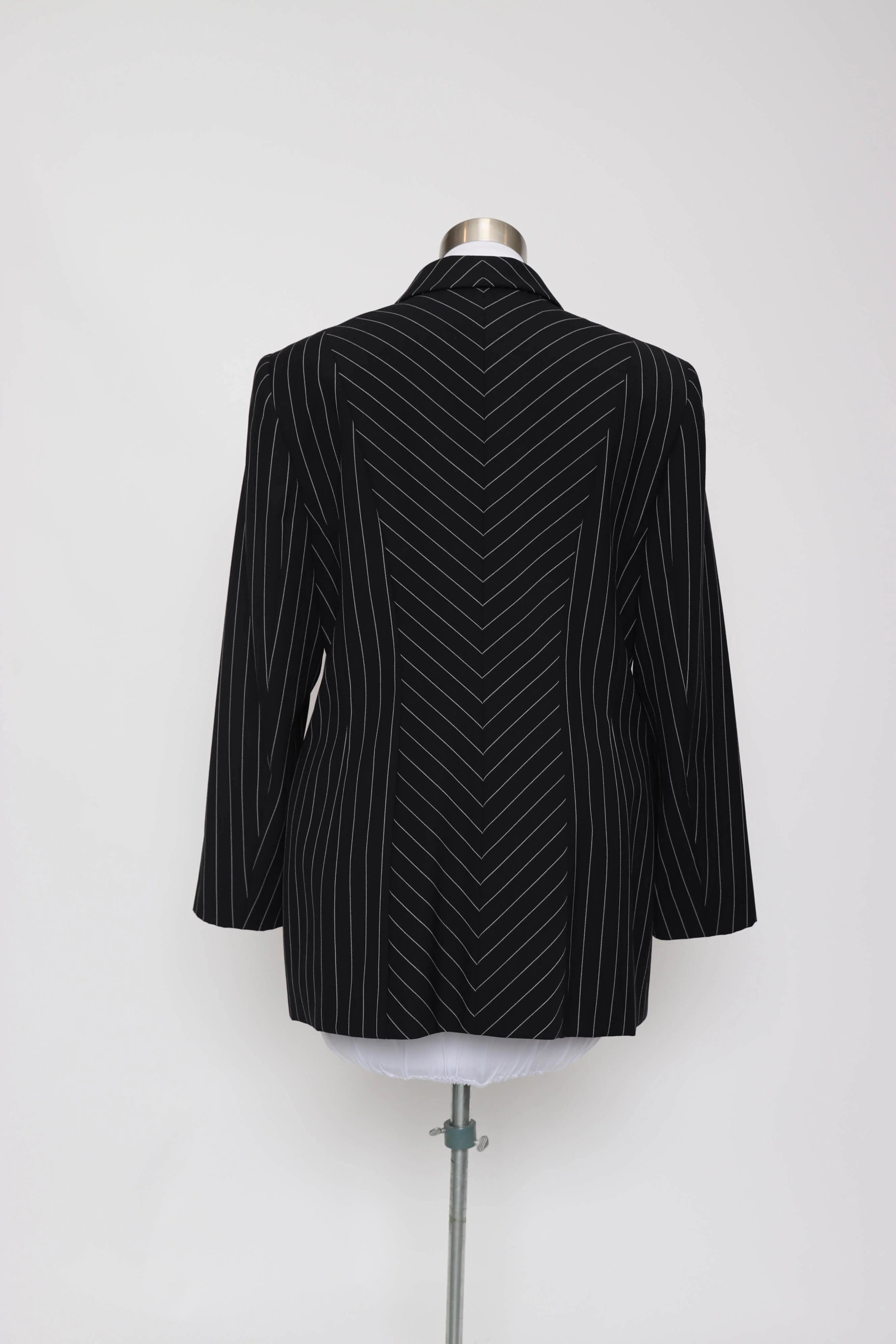 90s Navy Blue and White Pinstripe Wool Gabardine Blazer L/xl by Escada - Image 9