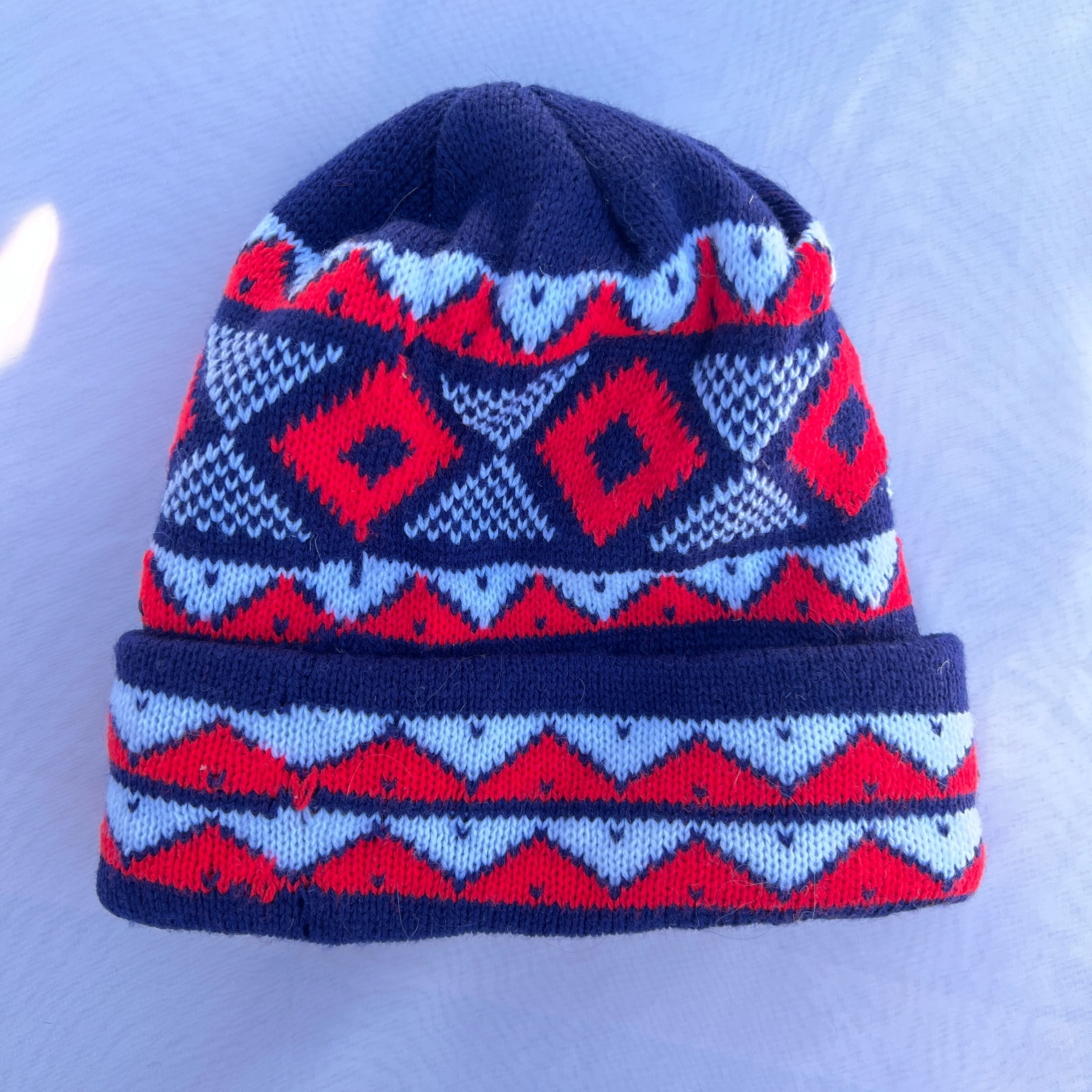 90s Neon Red and White Knit Beanie - Image 5