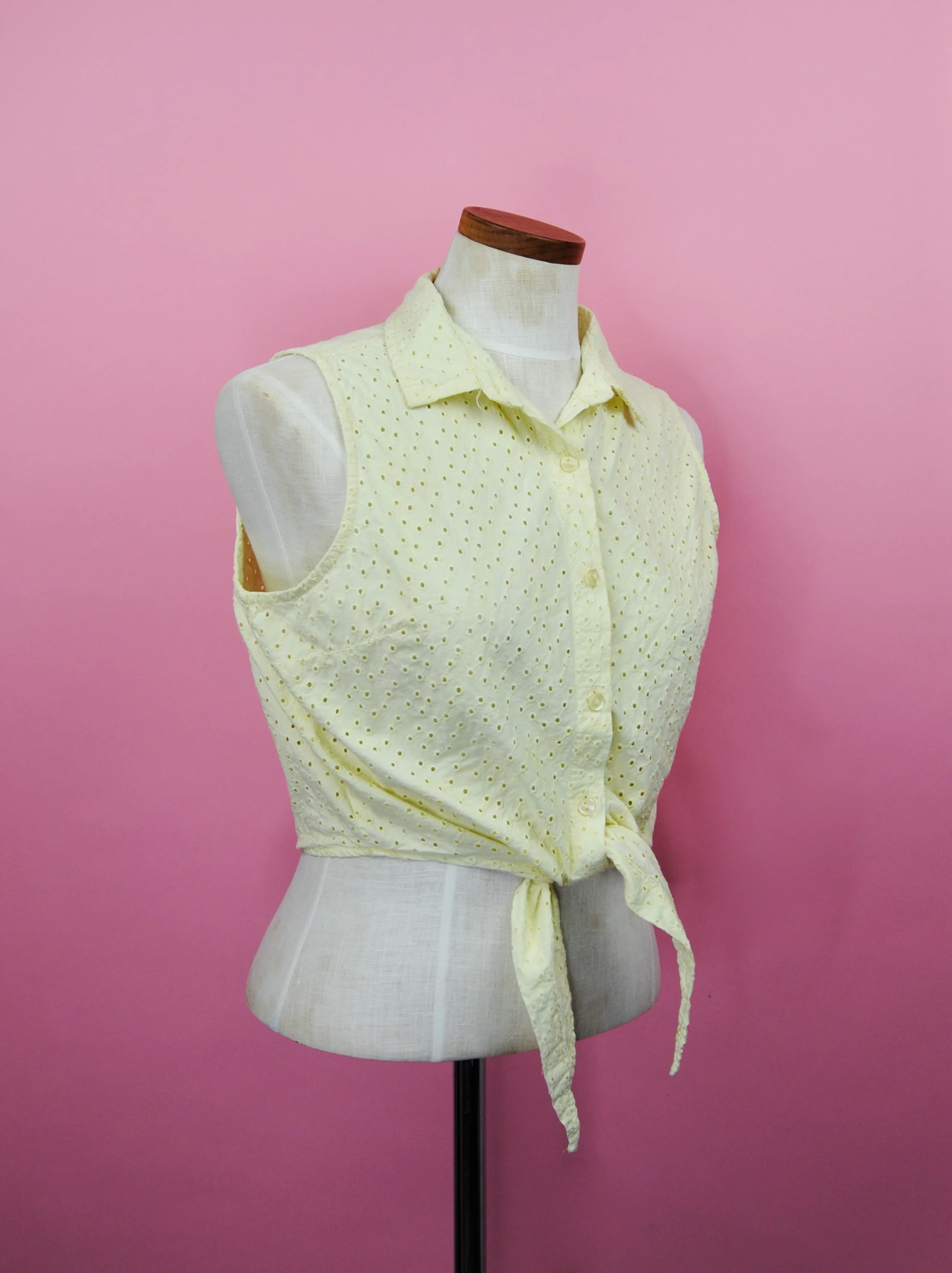 90s Pale Yellow Eyelet Crop Top By Speed Limit - Image 10