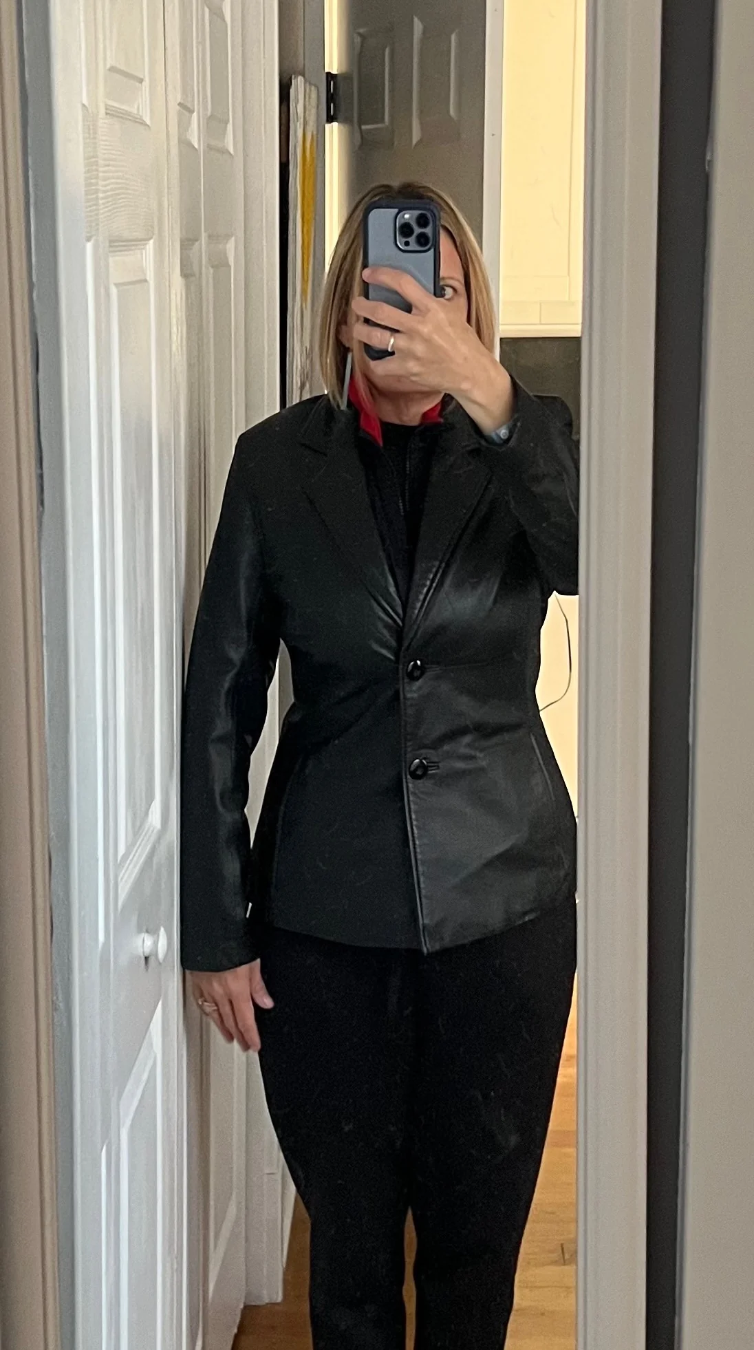 90s Pristine Vintage Leather 2 Button Blazer Jacket by  Wilson's Leather - Image 9