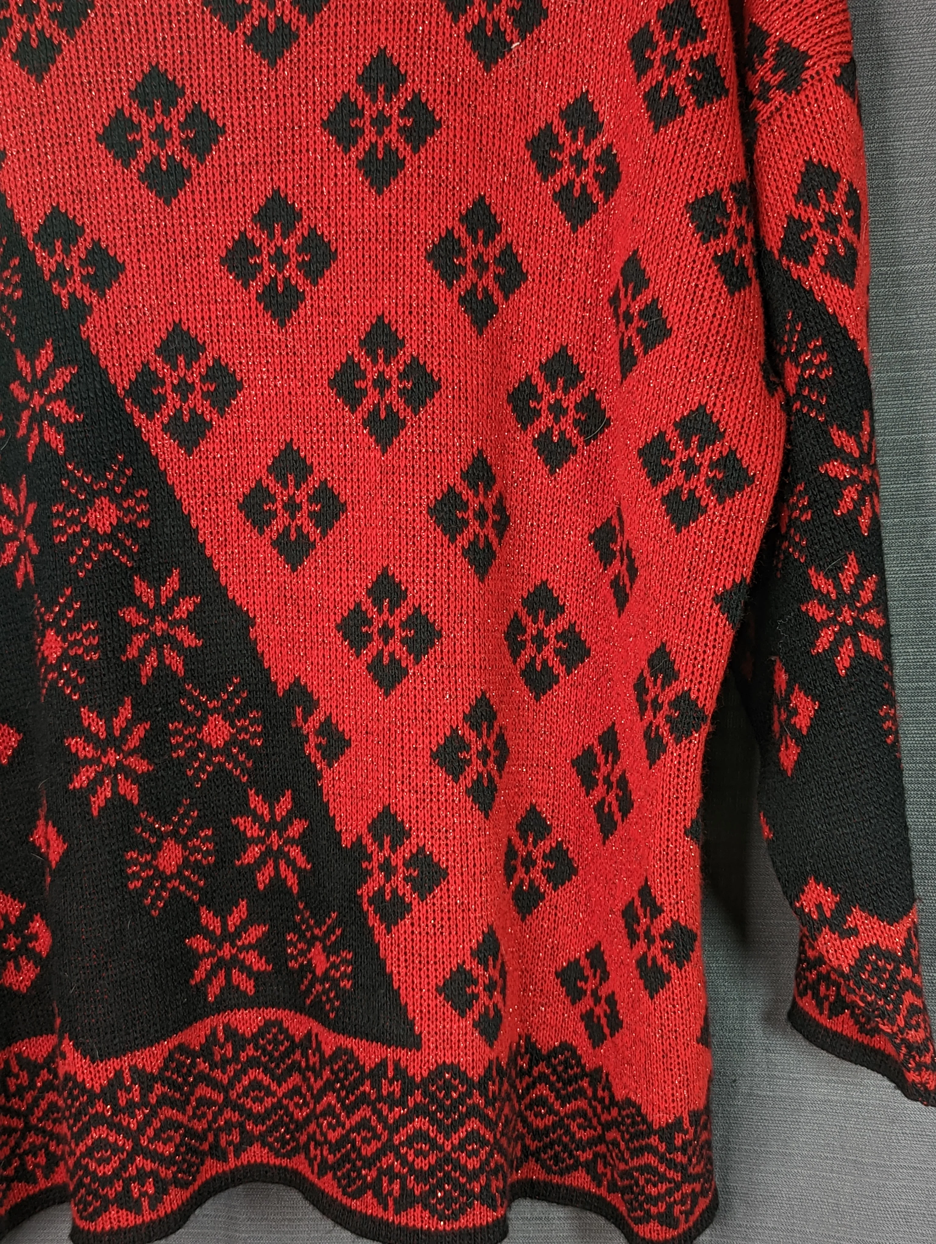 90s Red Black Sparkly Sweater Snowflakes Tunic By Trimmings - Image 3