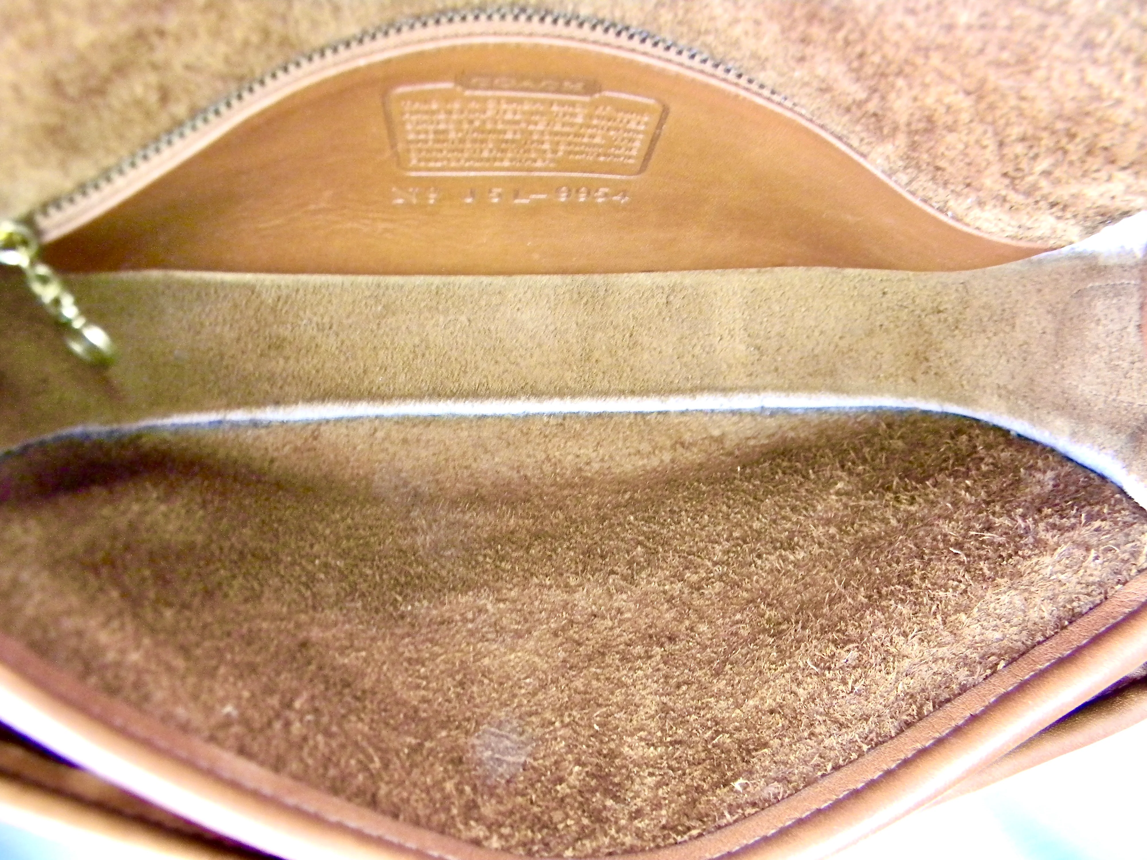90s Refurbished 1995 British Tan Prairie Bag By Coach - Image 5