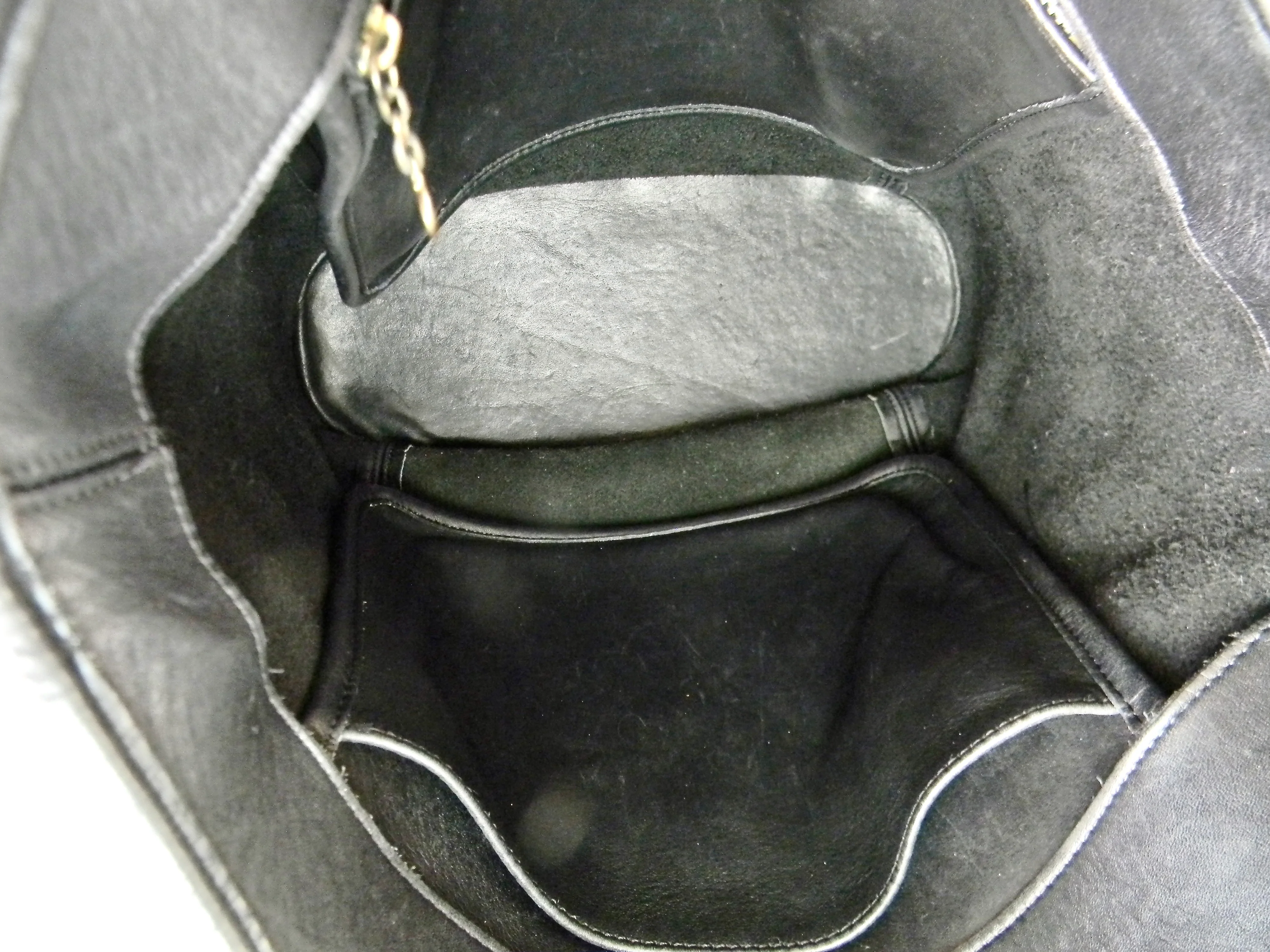 90s Refurbished Black Leather Legacy Large Shopper By Coach - Image 4