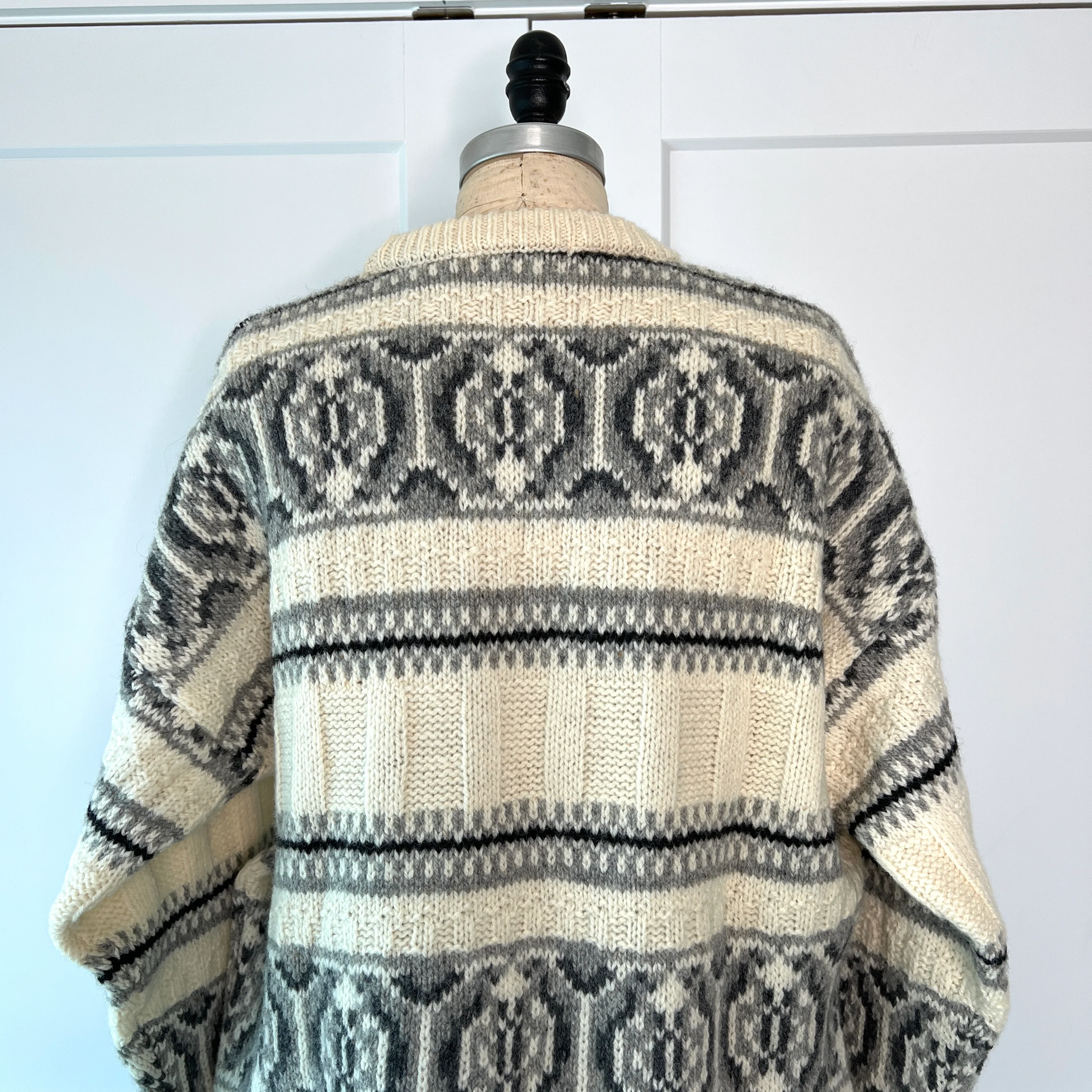 90s Retro Geometric Knit Sweater - Image 7