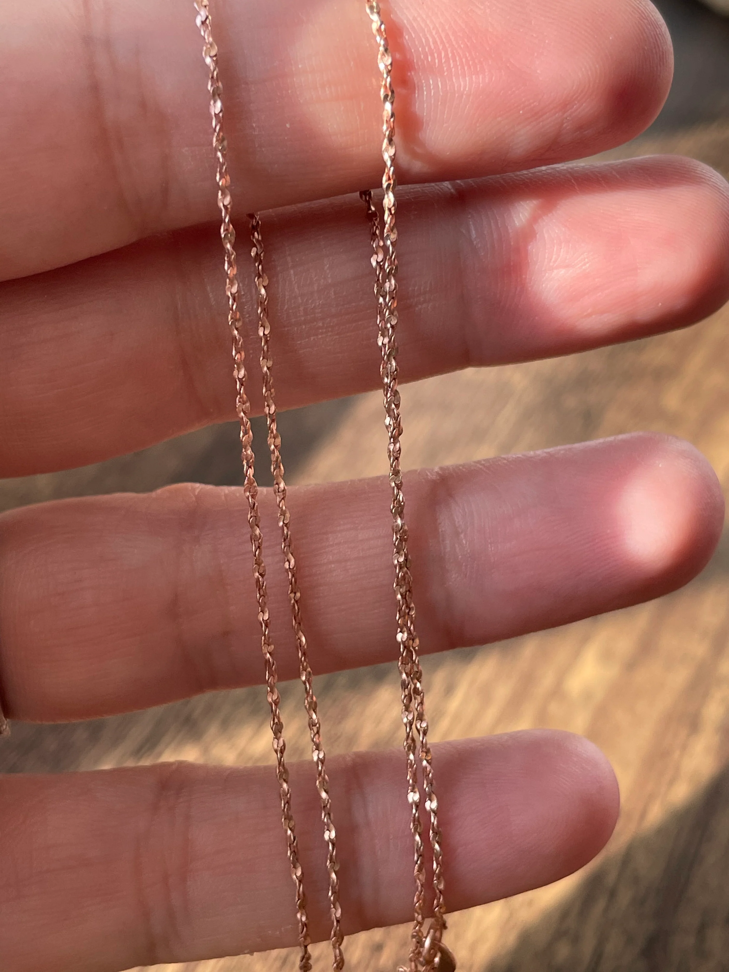 90s Rose Gold Thin Twisted Chain - Image 9