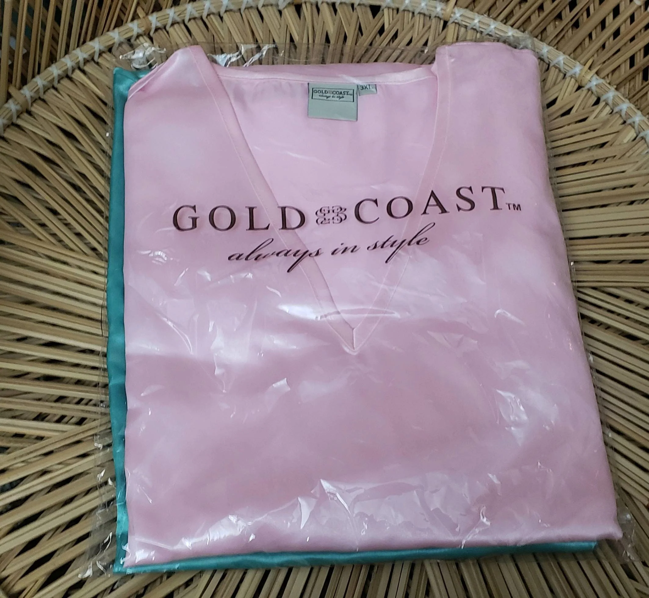 90s Set of 2 Satin Night Shirts One Pink and One Teal 3xl by Gold Coast - Image 2