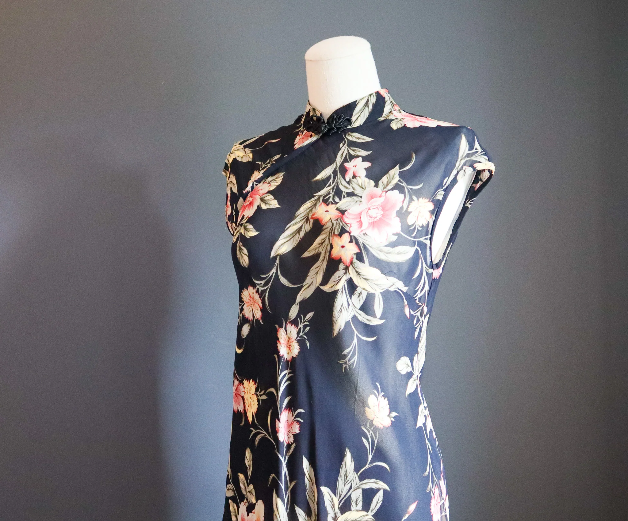 90s Sheer Black Floral Sleeveless Dress - Image 7