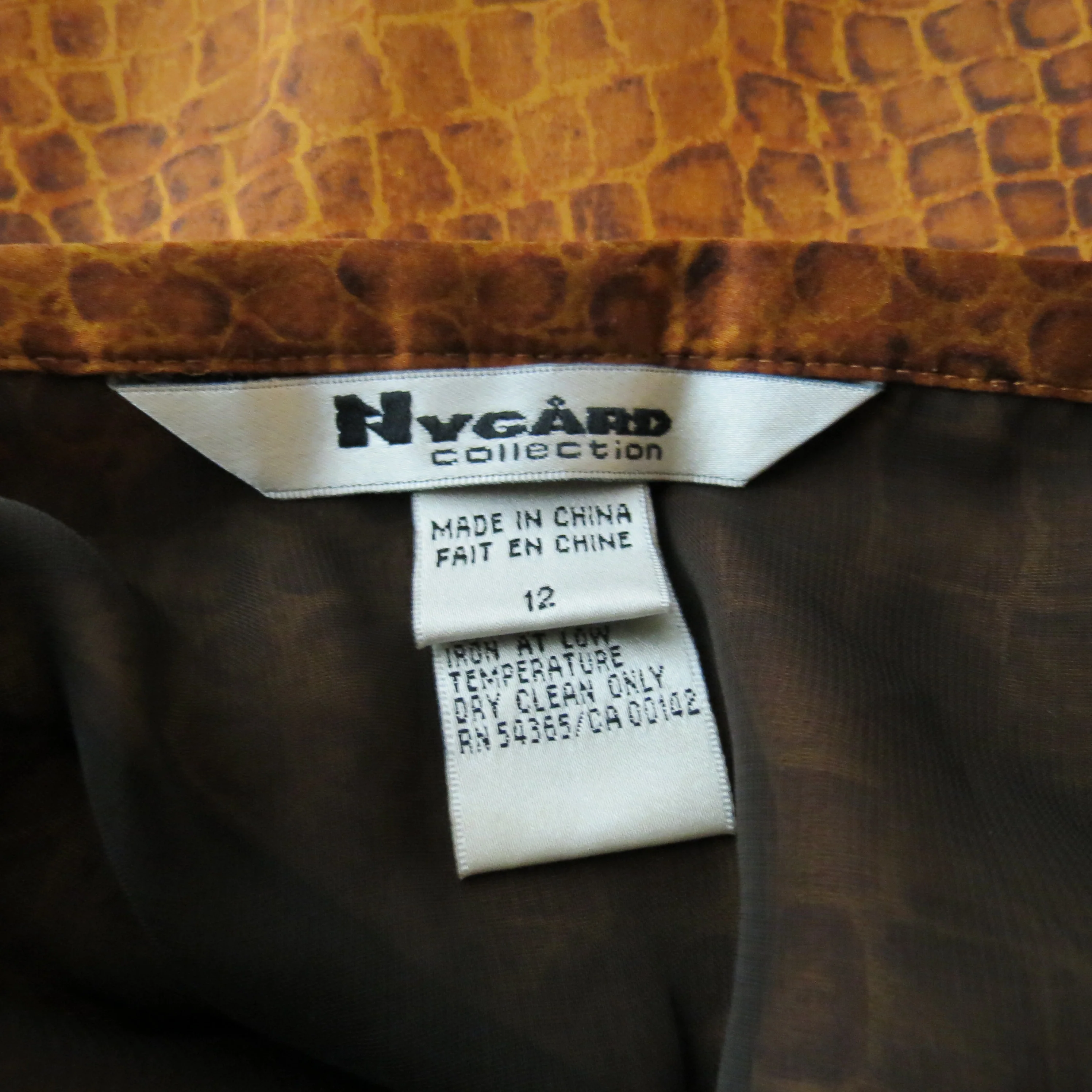 90s Silk Two Piece Set Skirt And Blouse Animal Print By Nygard Collection - Image 7