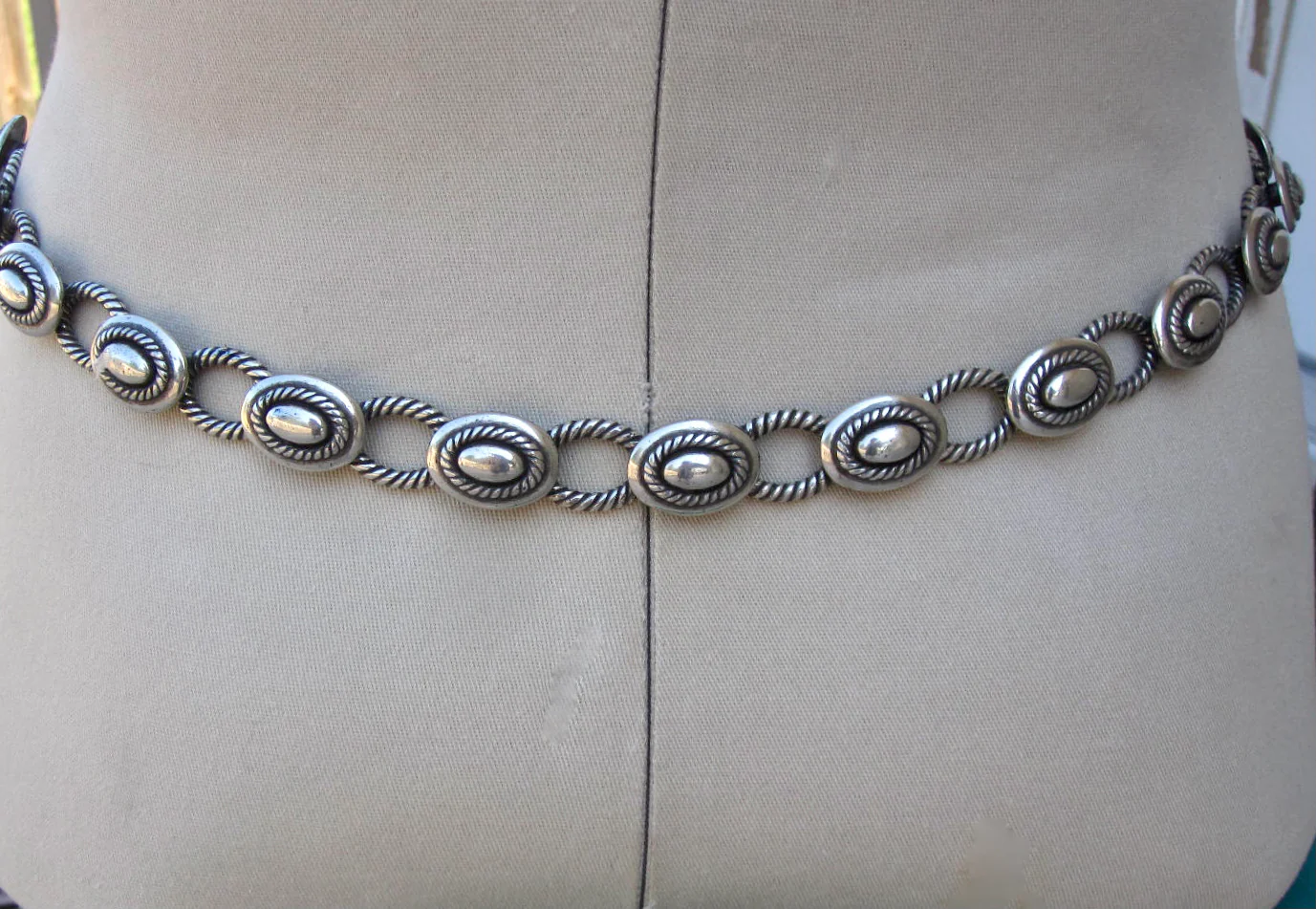 90s Silver Chain Link Belt Black Leather Tabs Western By Hunt Club - Image 2