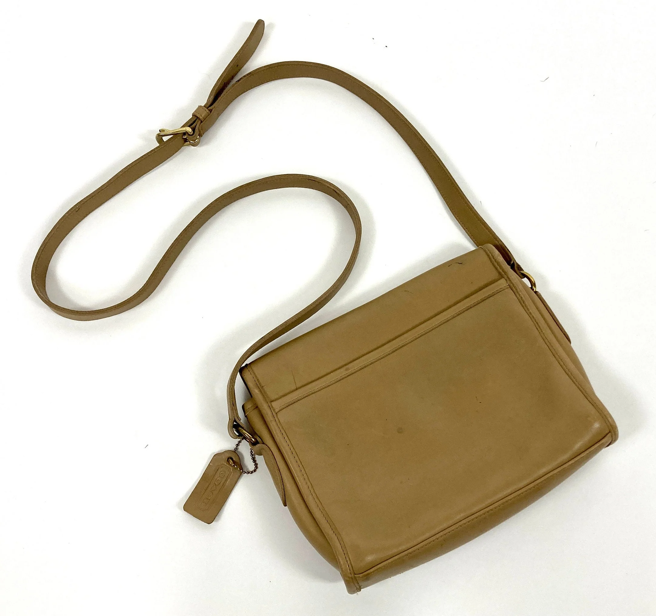 90s Tan Coach Crossbody Bag Distressed Devon 9908 Coach Leather Flap Messenger Purse Coach Saddle Bag Vintage Brass Bag by Coach - Image 2