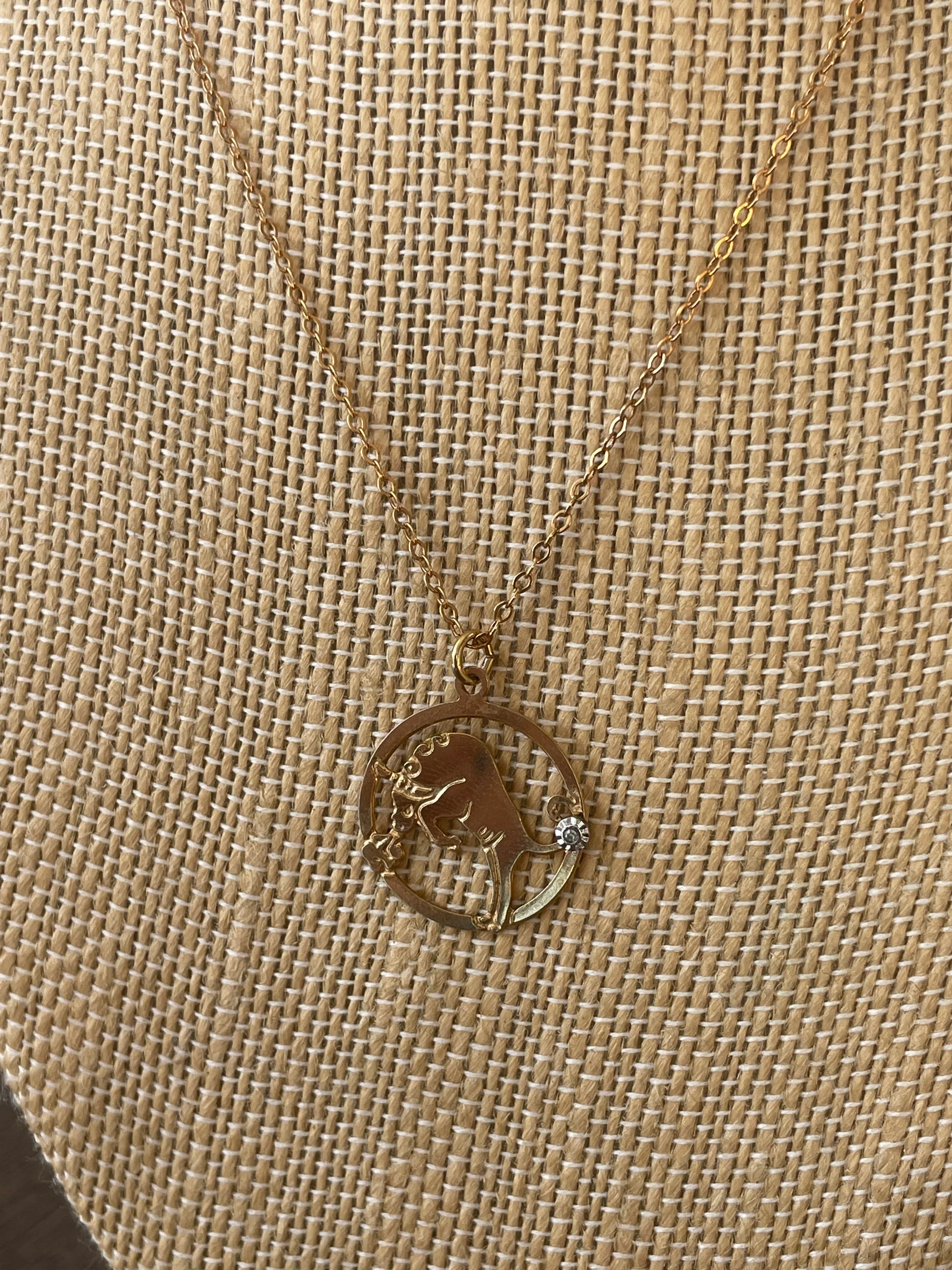 90s Taurus Zodiac Necklace - Image 3