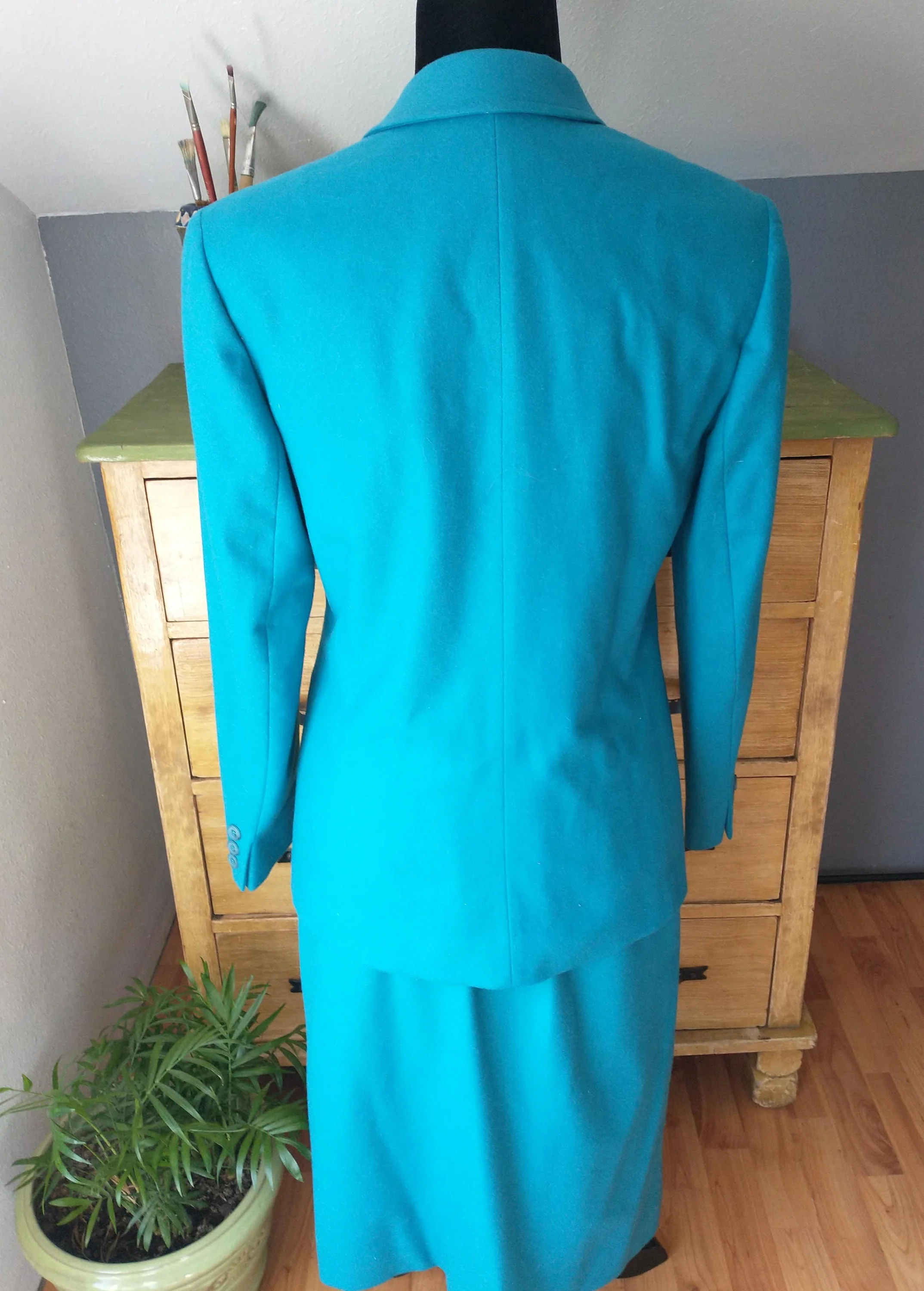 90s Teal Virgin Wool Suit Skirt and Blazer Made In Usa Size Small Minamalist by Pendleton - Image 2