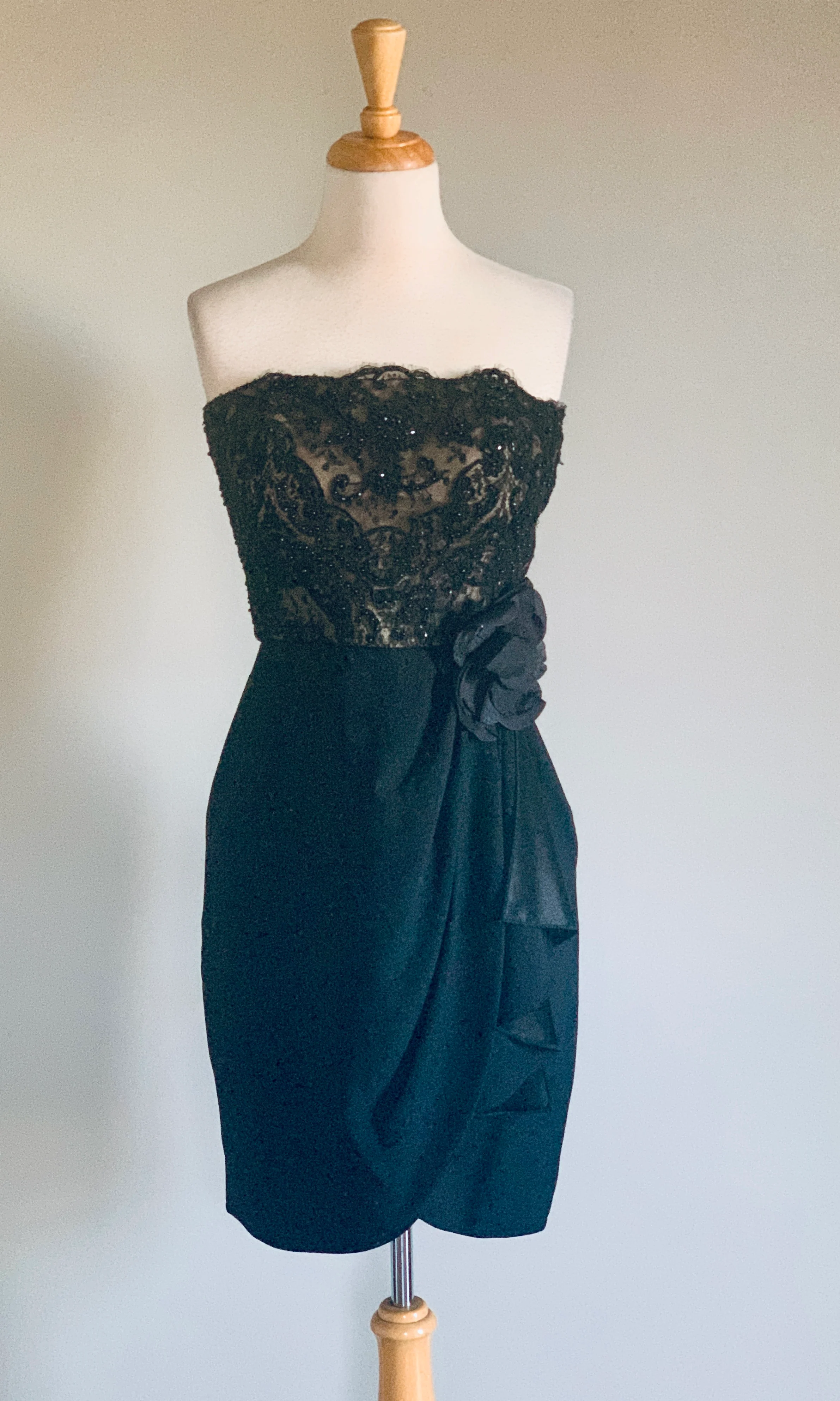 90s Victor Costa Black Strapless Evening Dress By Victor Costa - Image 4