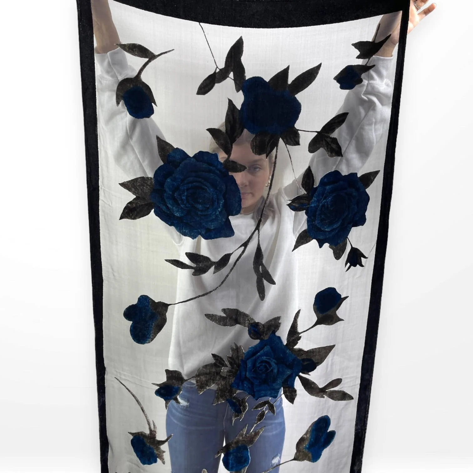 90s Vintage Black and Blue Sheer Rose Floral Print Scarf - Image 3