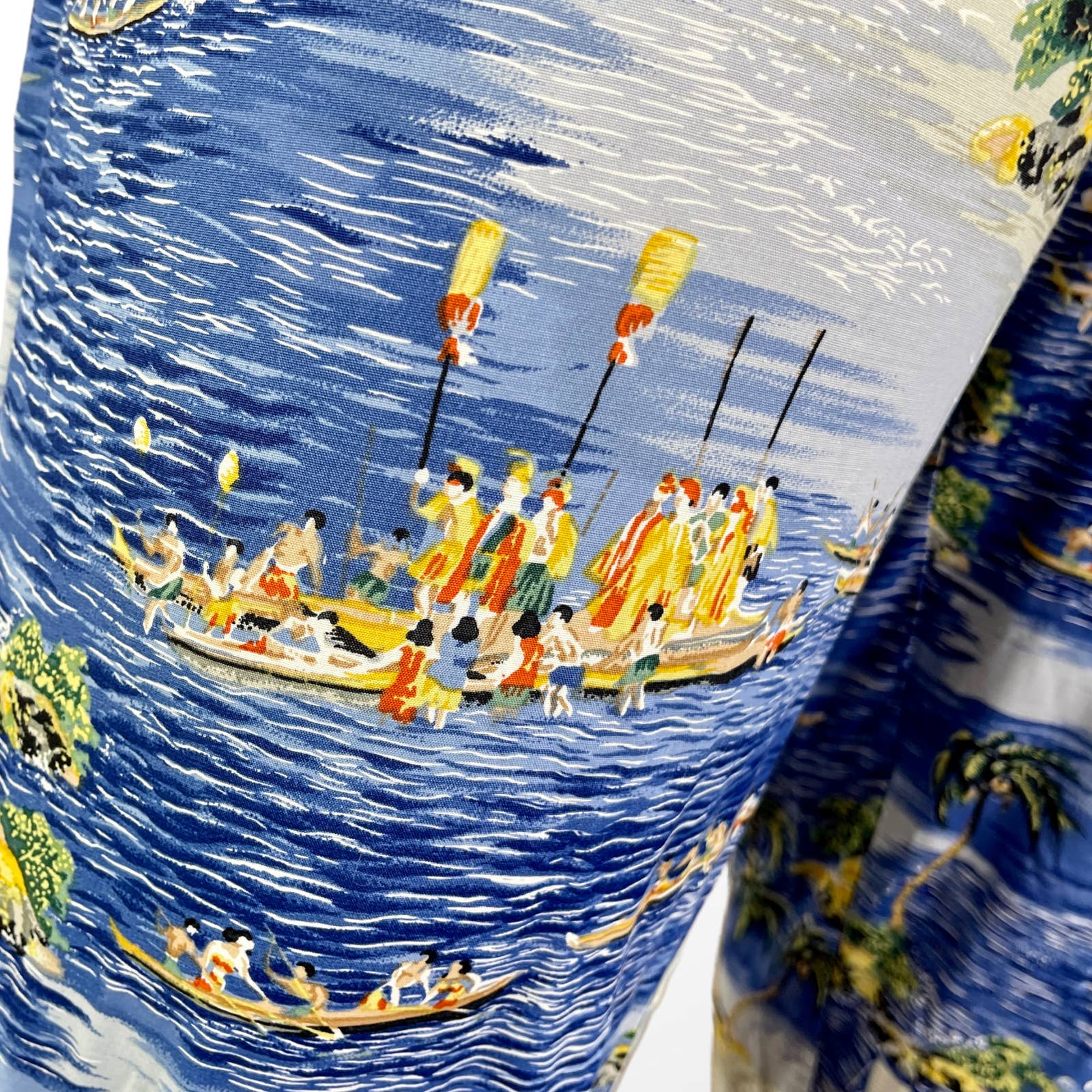 90s Vintage Blue Scenic Water Print Casual Pants by Moda International - Image 7