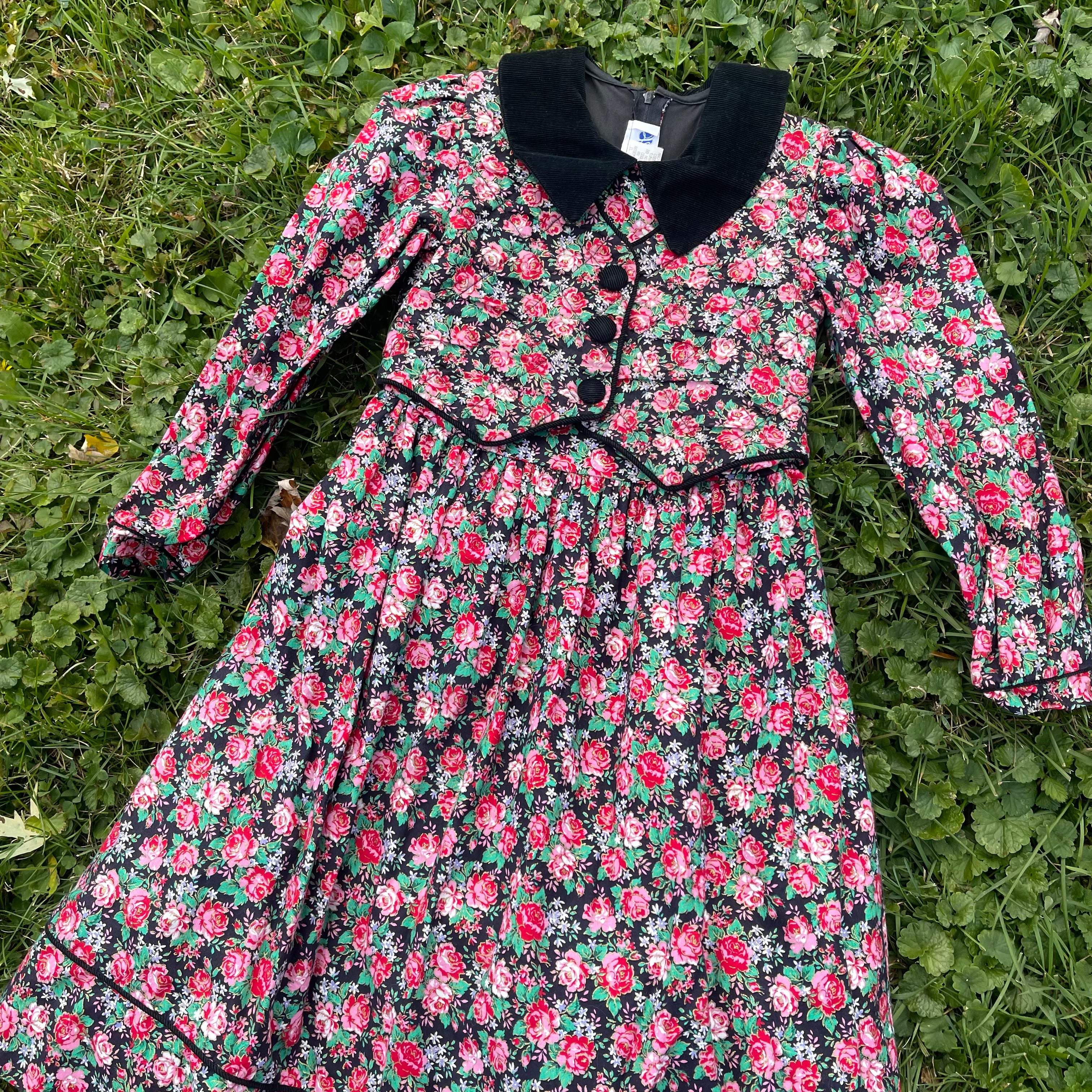 90s Vintage Children's Floral Cotton Dress By Sylvia Whyte - Image 3