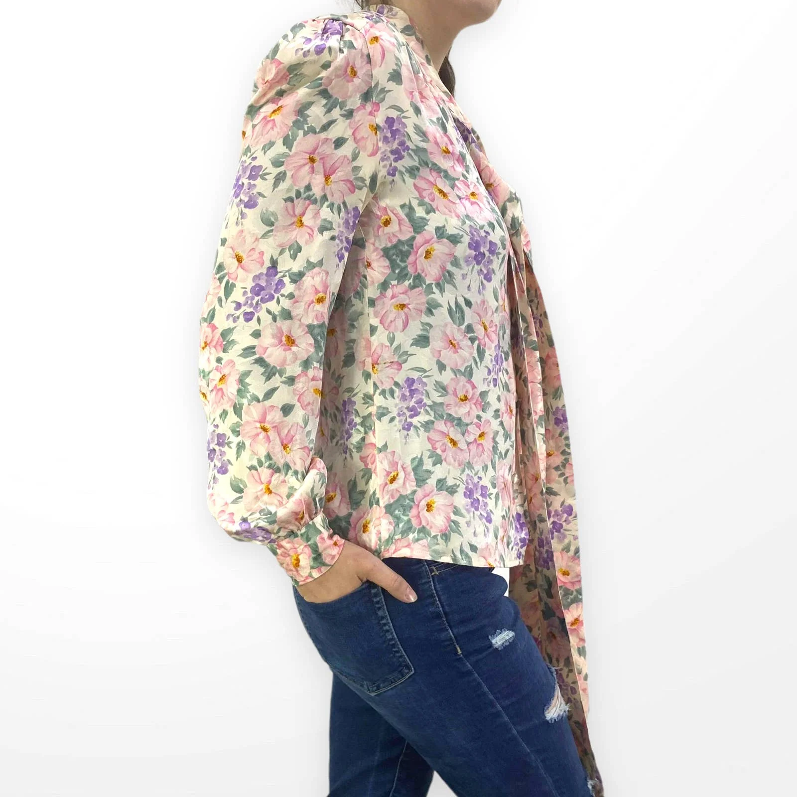 90s Vintage Cream Pink Floral Silk Bow Neck Blouse by Albert Paul - Image 3
