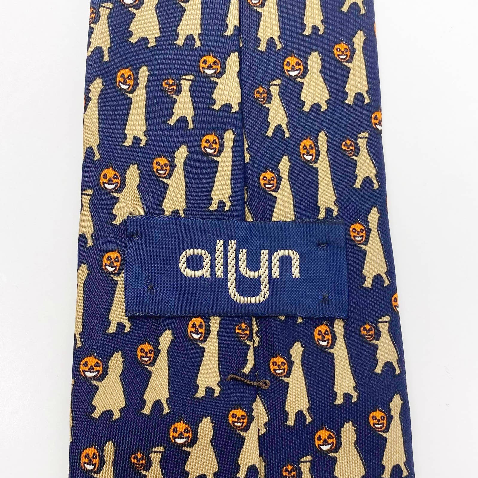 90s Vintage Navy Blue 100% Silk "trick Or Treat" Halloween Novelty Tie by Allyn - Image 6