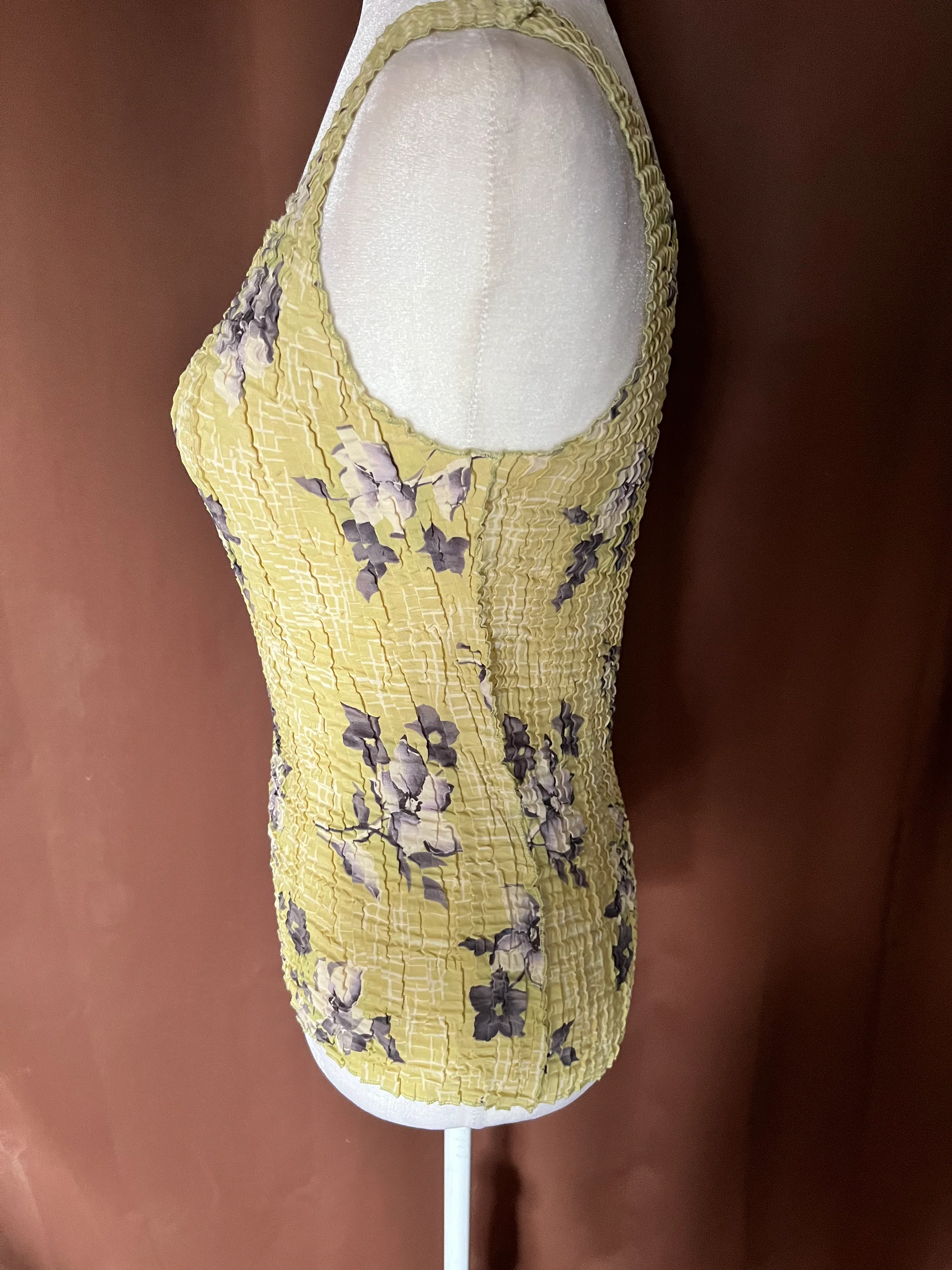 90s Vintage Plisse' Floral Top By Annie Alexander - Image 4
